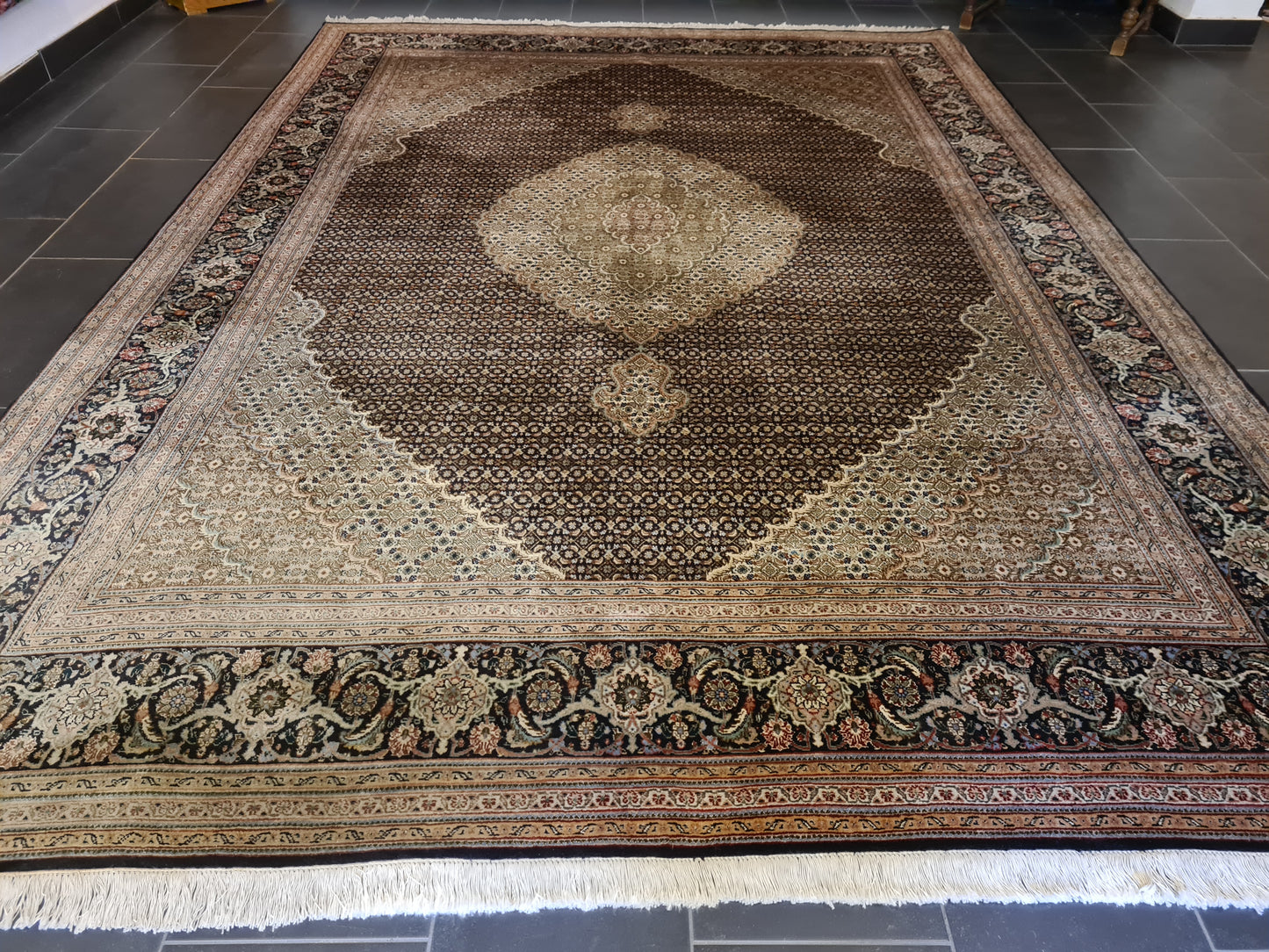 Orientteppich Täbris Mahi Seidenteppich handgeknüpft 350x250cm