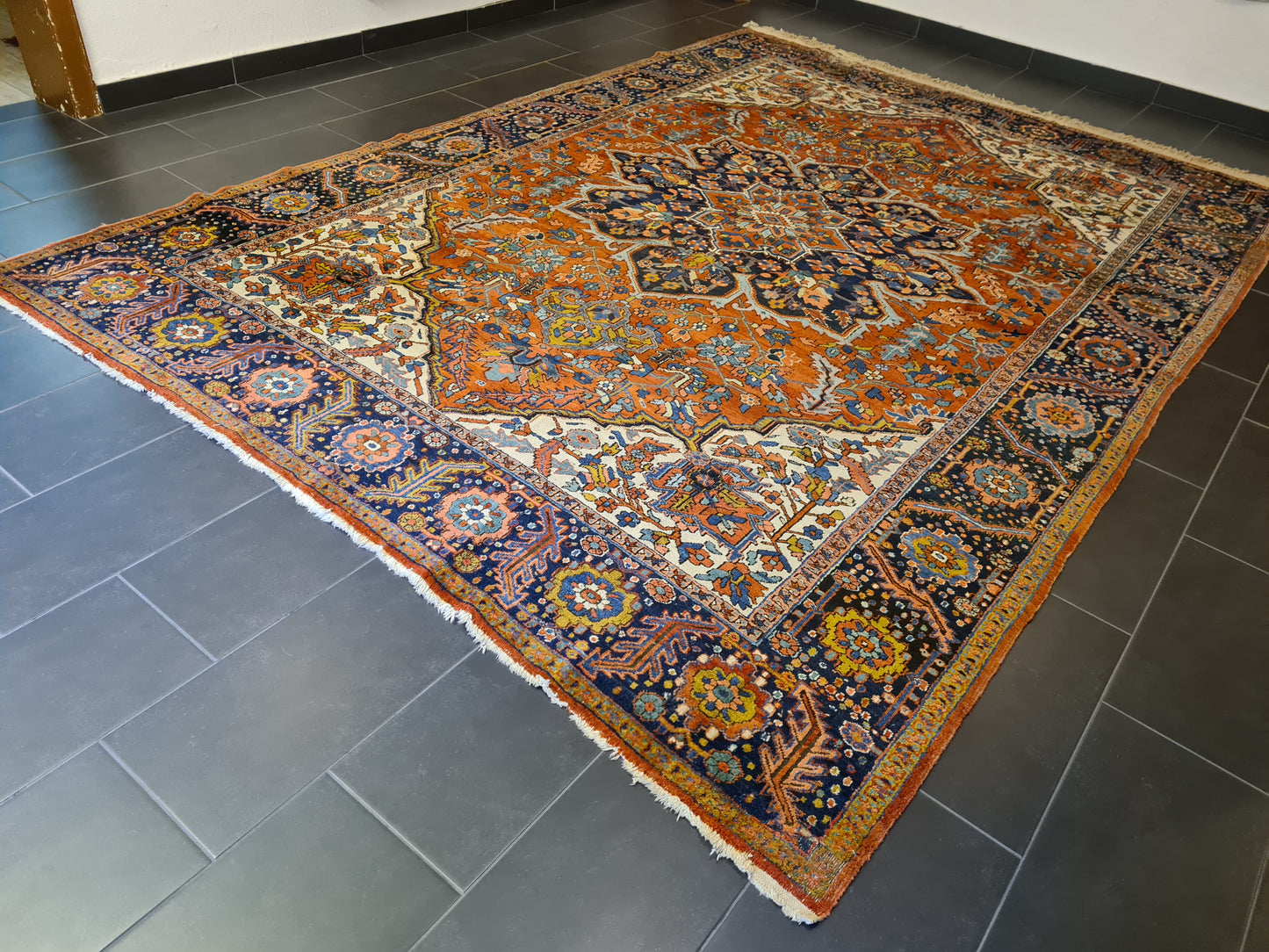 Perserteppich Orientteppich Heris Handgeknüpfter antiker Teppich 377x260cm