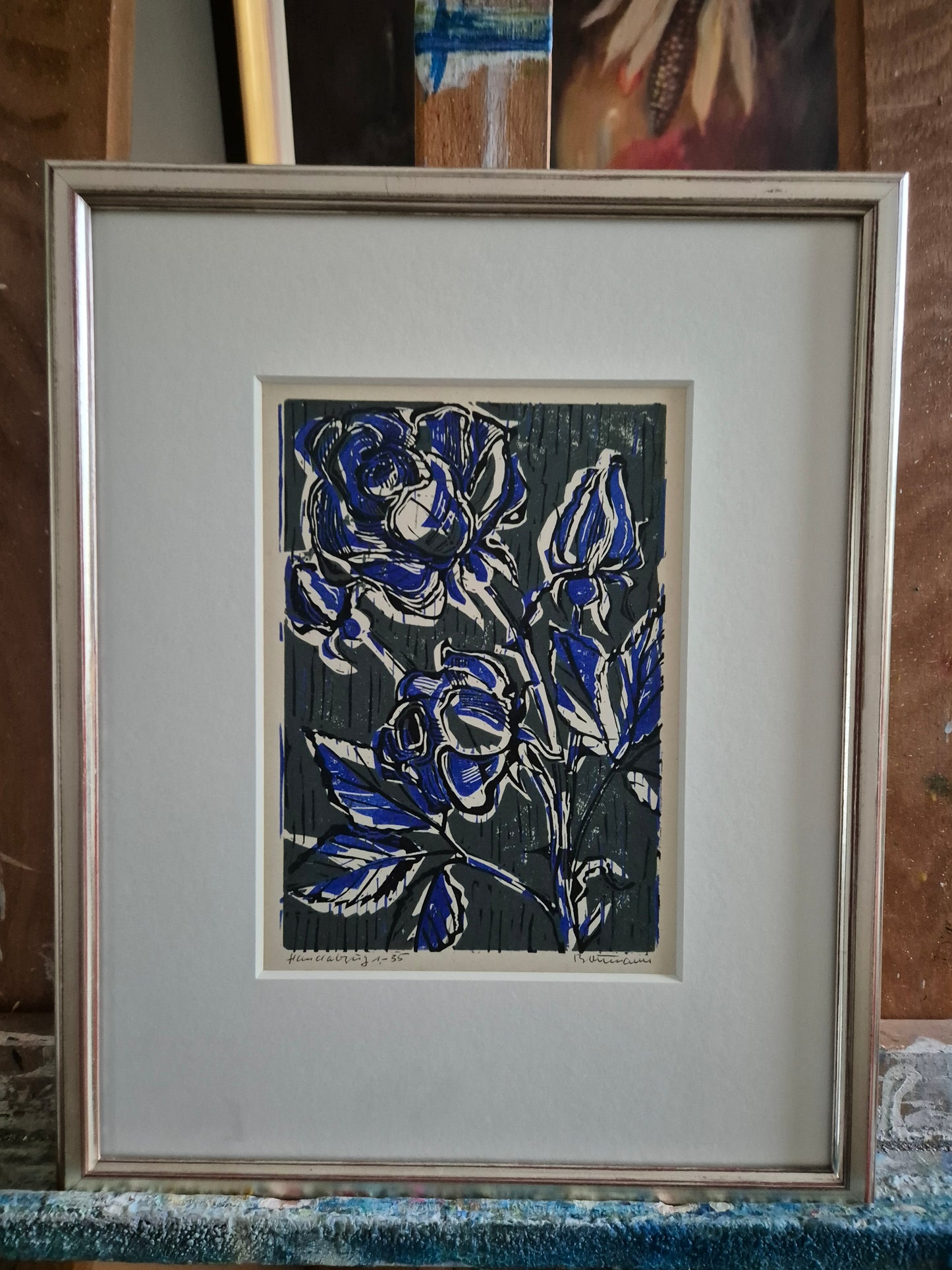 Europäische Schule (XX) Stillleben mit zwei Rosen in Blau 29x36 cm