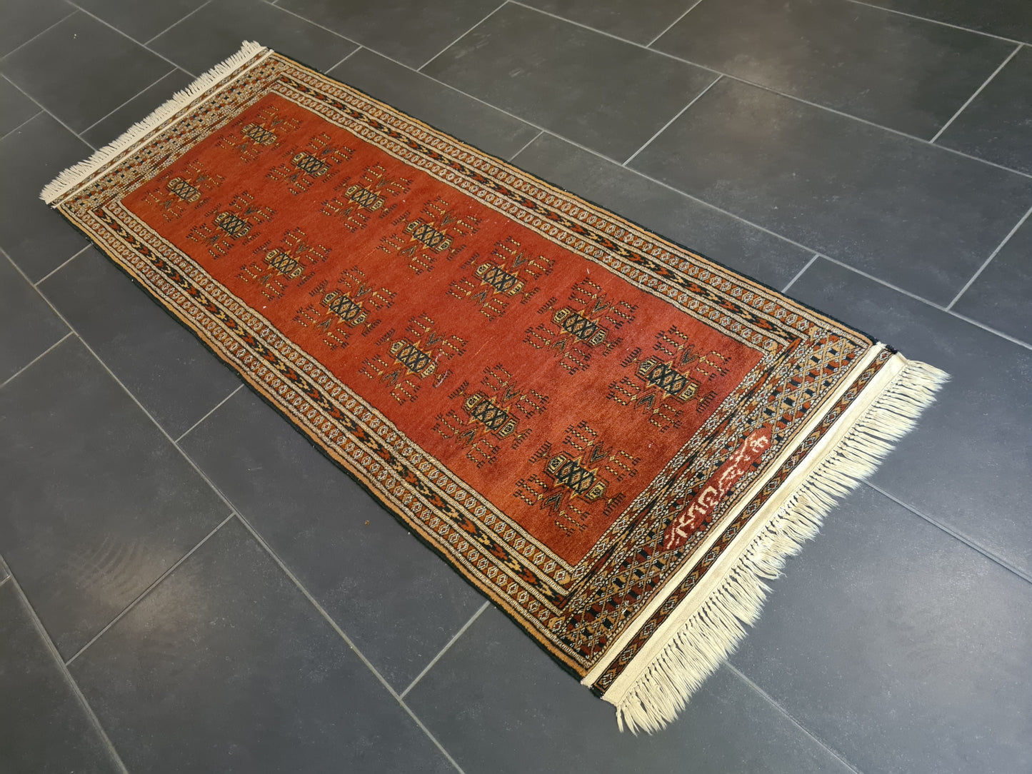 Perserteppich Orientteppich handgeknüpfter Buchara signierter Teppich 167x65cm