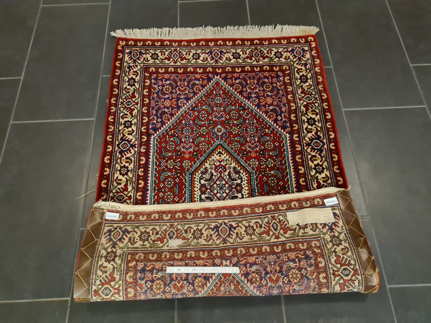 Perserteppich Orientteppich Handgeknüpfter Teppich Bidjar 131x81cm