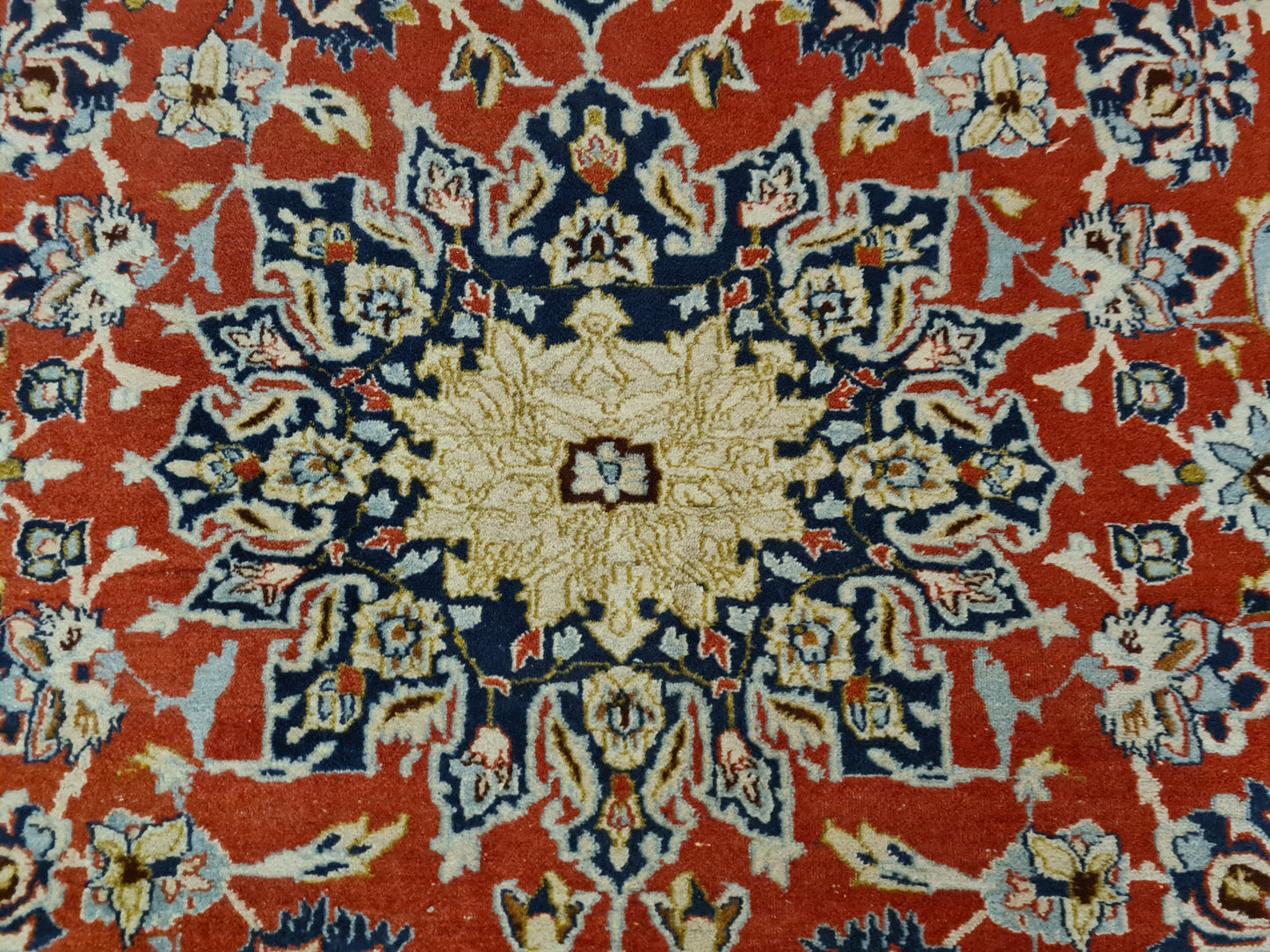 Perserteppich Orientteppich Handgeknüpfter Teppich Isfahan fein 212x155cm