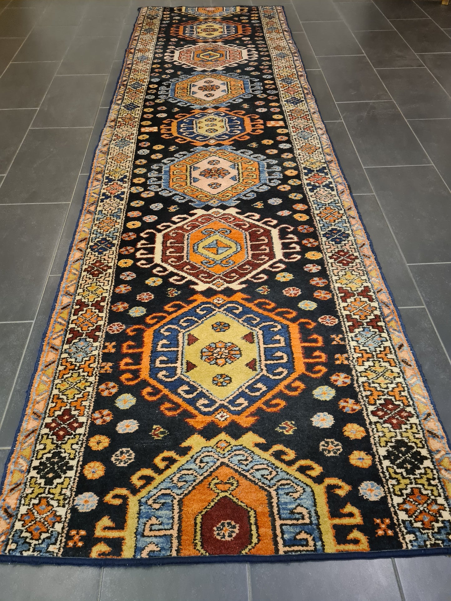 Perserteppich Orientteppich Handgeknüpfter Teppich Kazak Sammlerstück 360x107cm