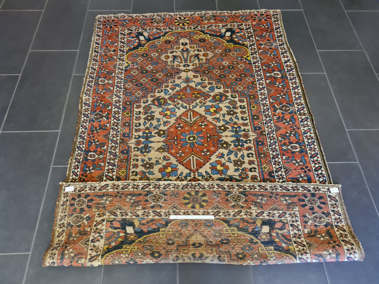 Perserteppich Orientteppich Handgeknüpfter Bachtiar Antik 201x127cm