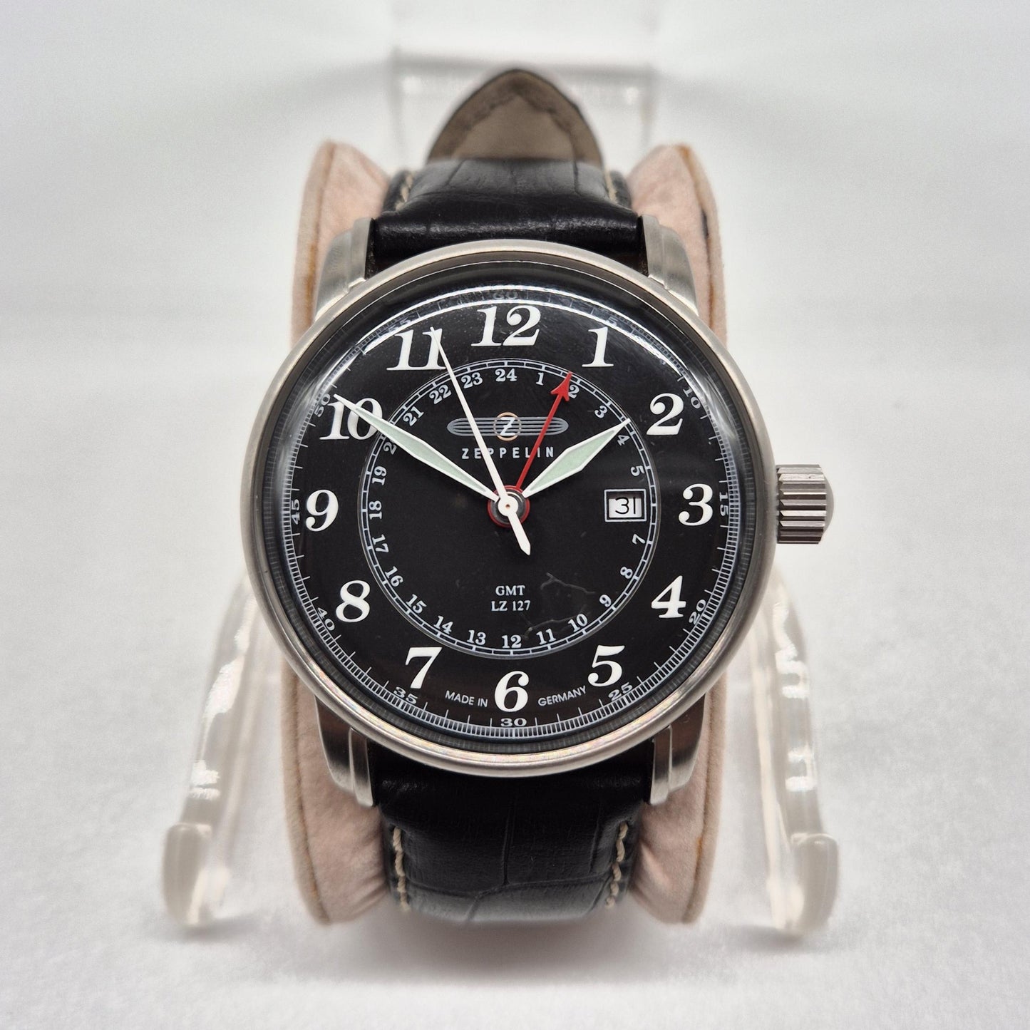 Zeppelin LZ127 GMT – Zeitlose Eleganz im Pilot-Stil