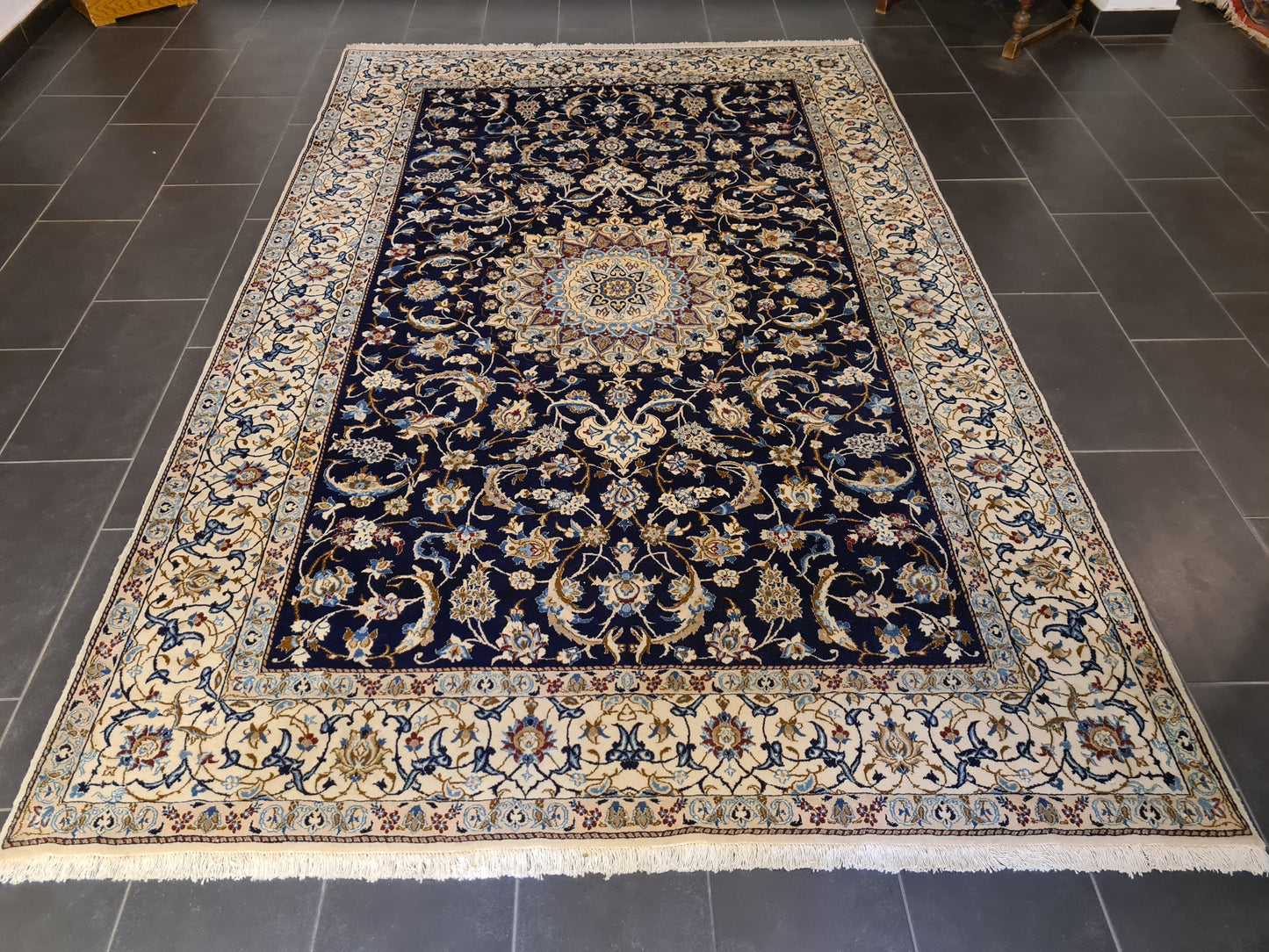 Perserteppich Orientteppich Handgeknüpfter Teppich Nain Royal 310x205cm