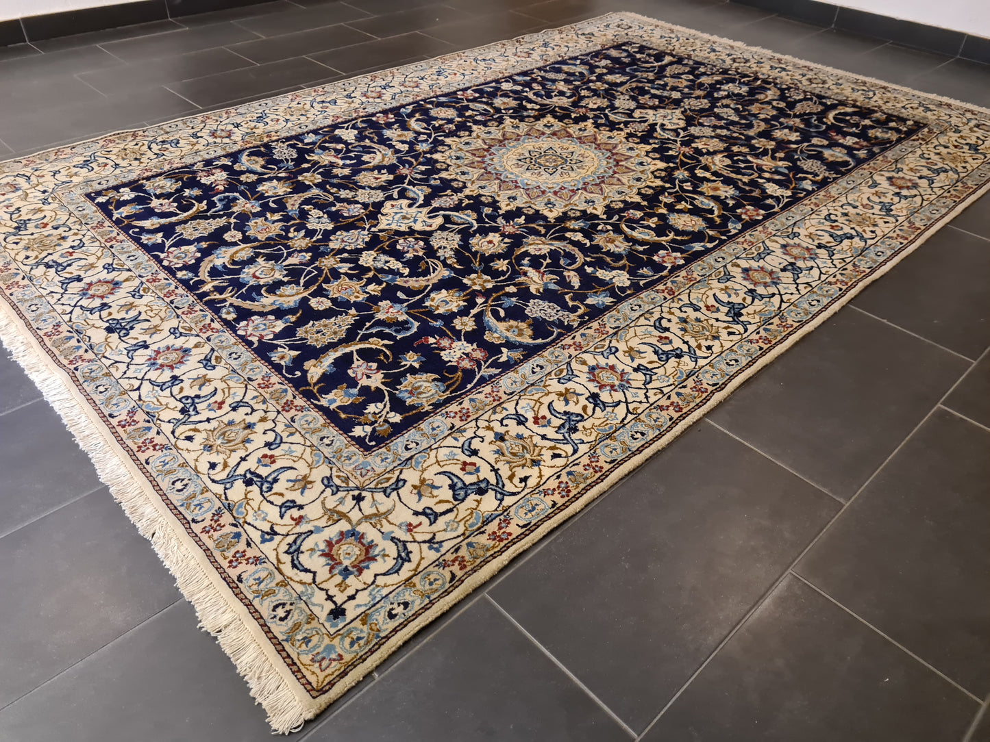 Perserteppich Orientteppich Handgeknüpfter Teppich Nain Royal 310x205cm