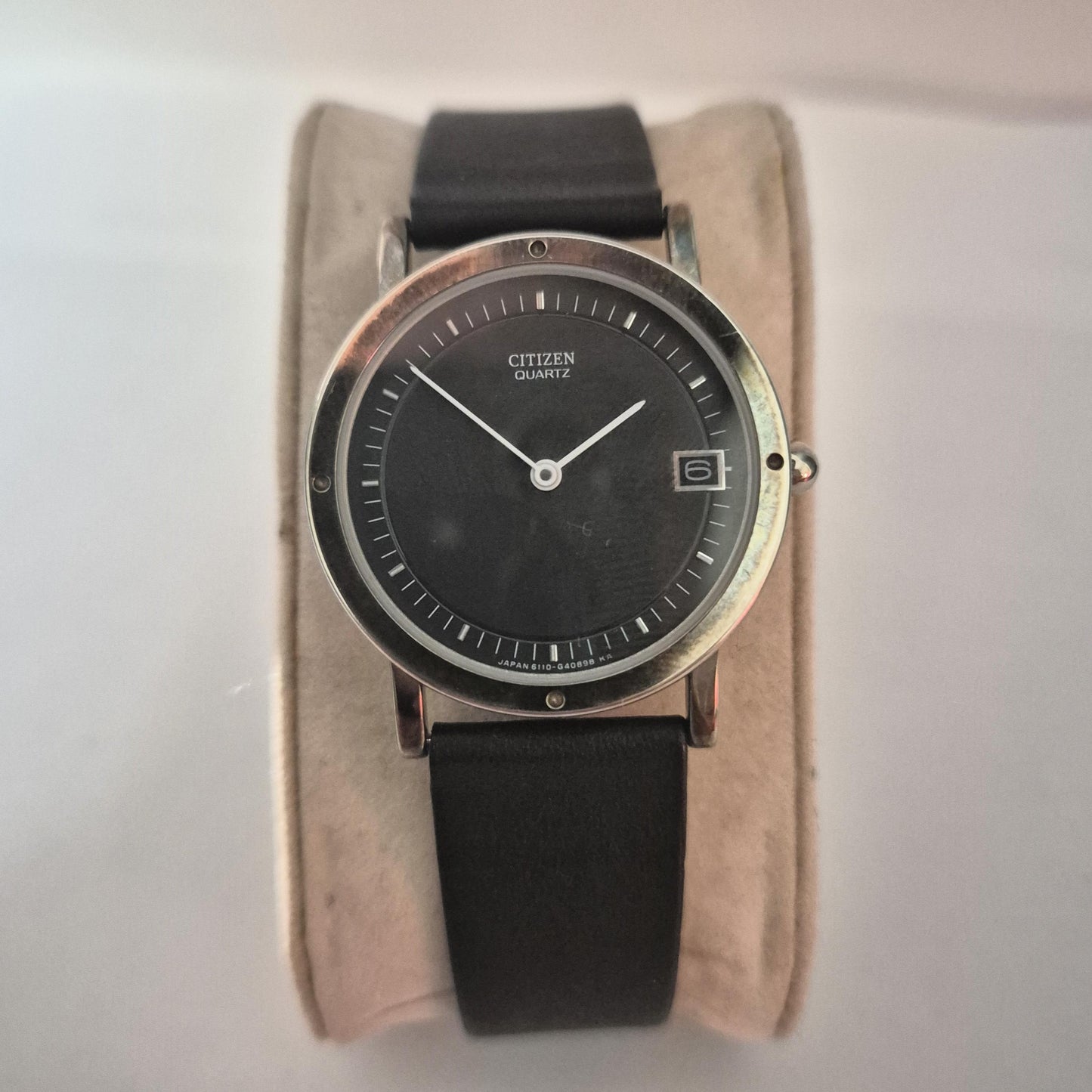 Citizen Quartz – Eleganz und Präzision in Schwarz