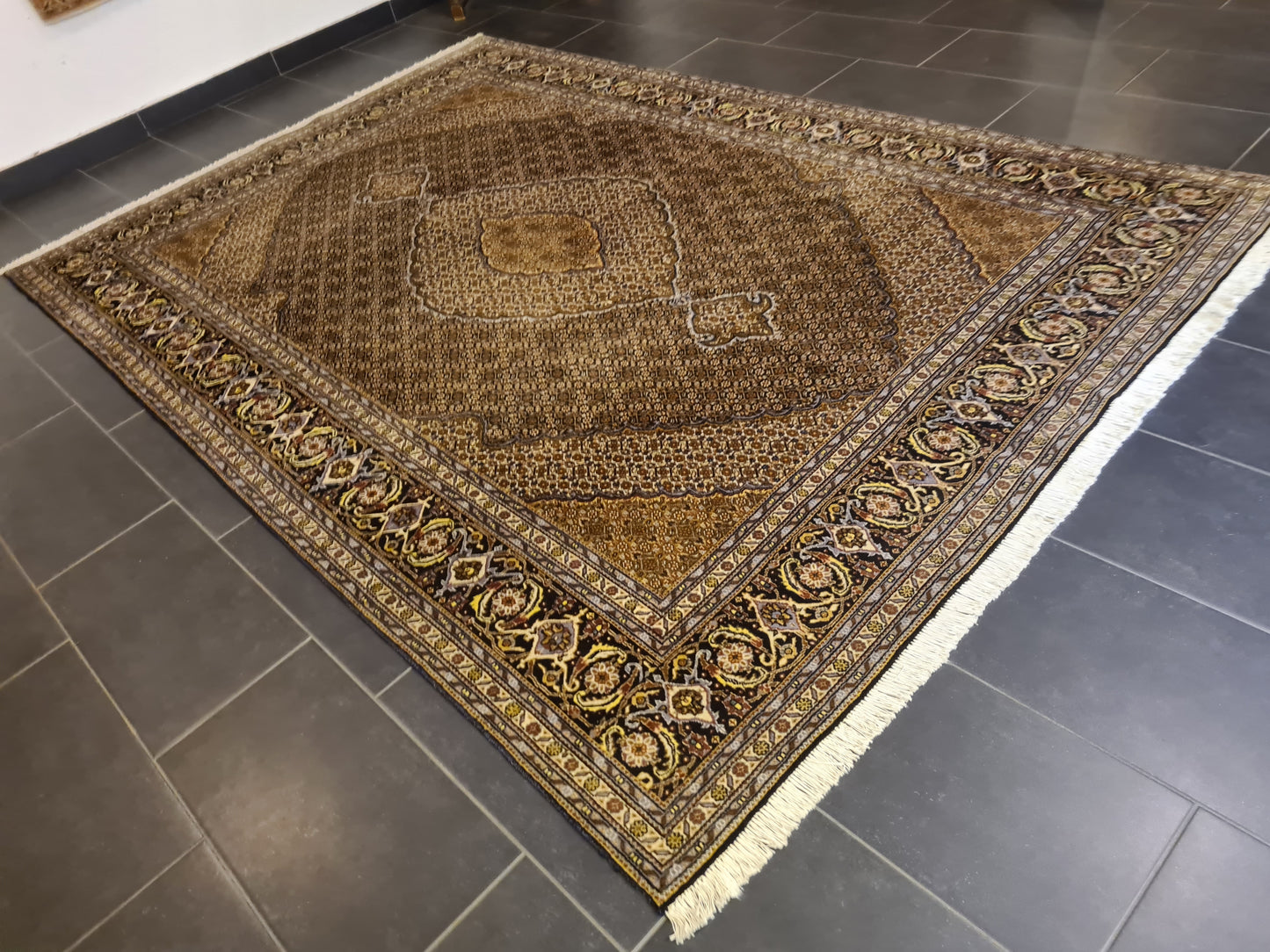 Perserteppich Orientteppich Handgeknüpfter Teppich Täbris Mahi Palastteppich fein 303x202cm