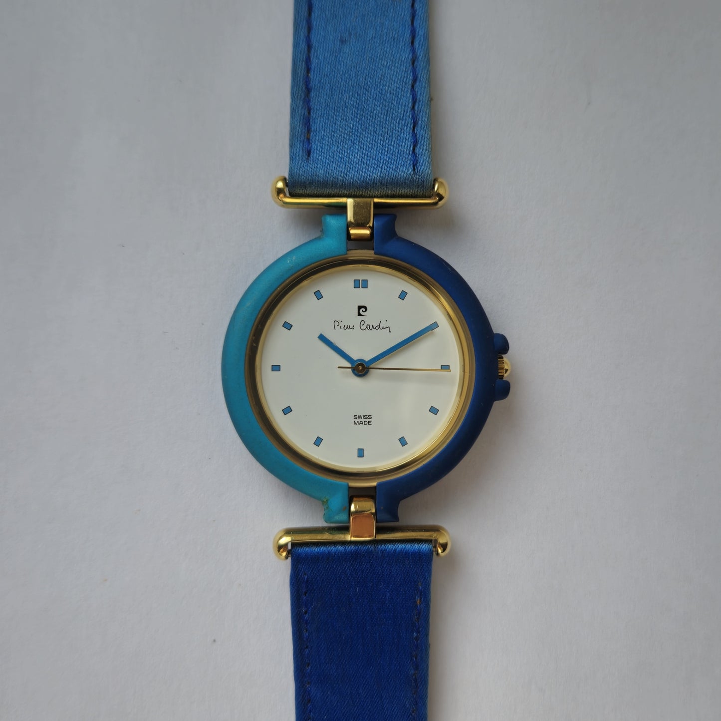 Pierre Cardin Swiss Made – Eleganz trifft auf Farbe