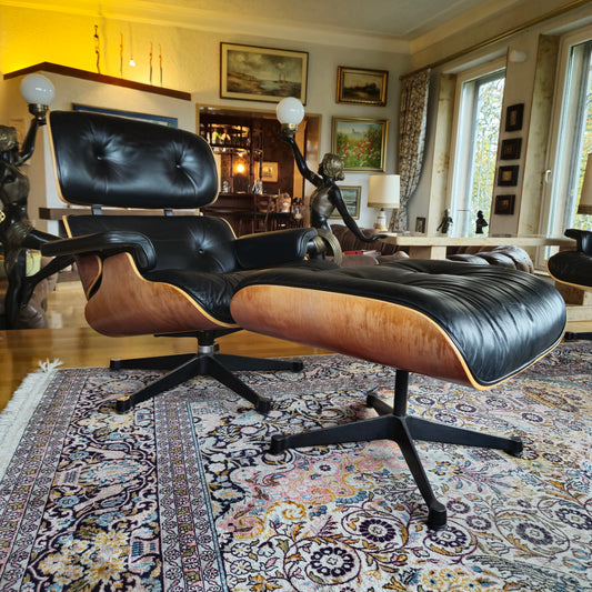 Original Eames Lounge Chair & Ottoman von Vitra – Ikonisches Designermöbel