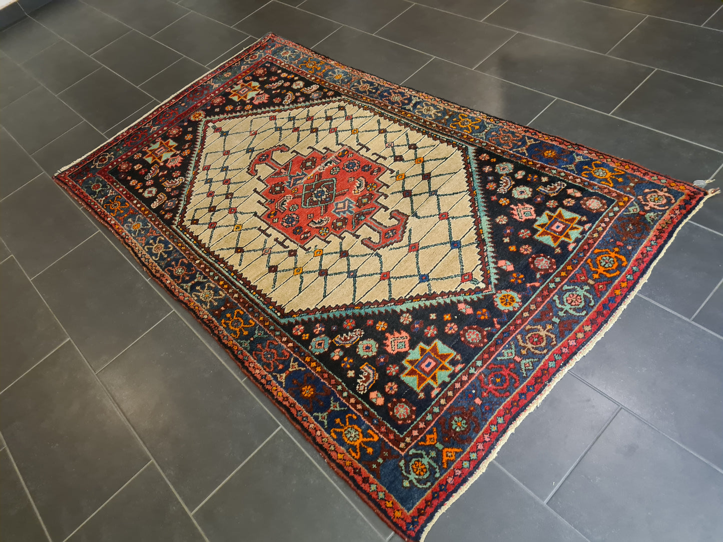 Perserteppich Orientteppich Handgeknüpfter Teppich Senneh antik 220x130cm