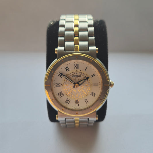 Seiko Herrenarmbanduhr mit Edelstahl-Gold-Look