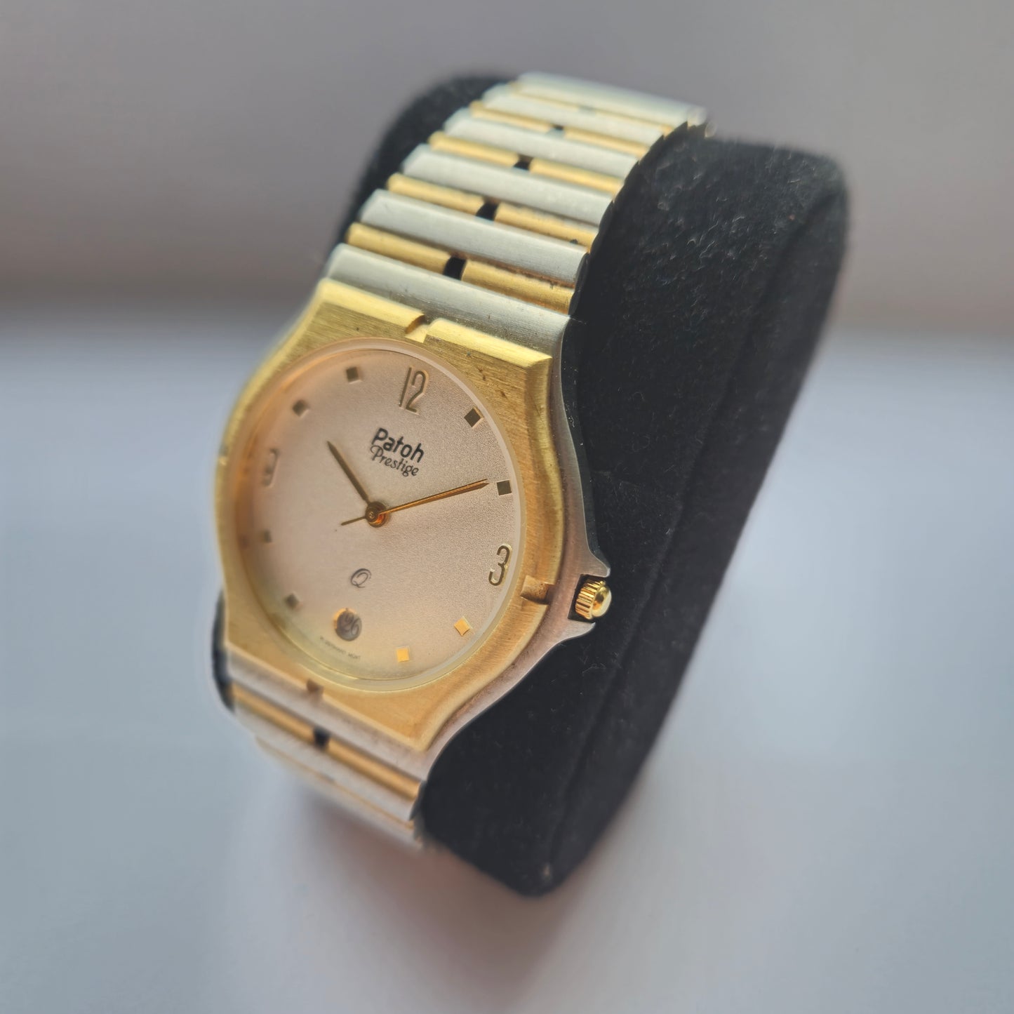 Exklusive Patoh Prestige Herrenarmbanduhr – Zeitloses Design in Goldoptik