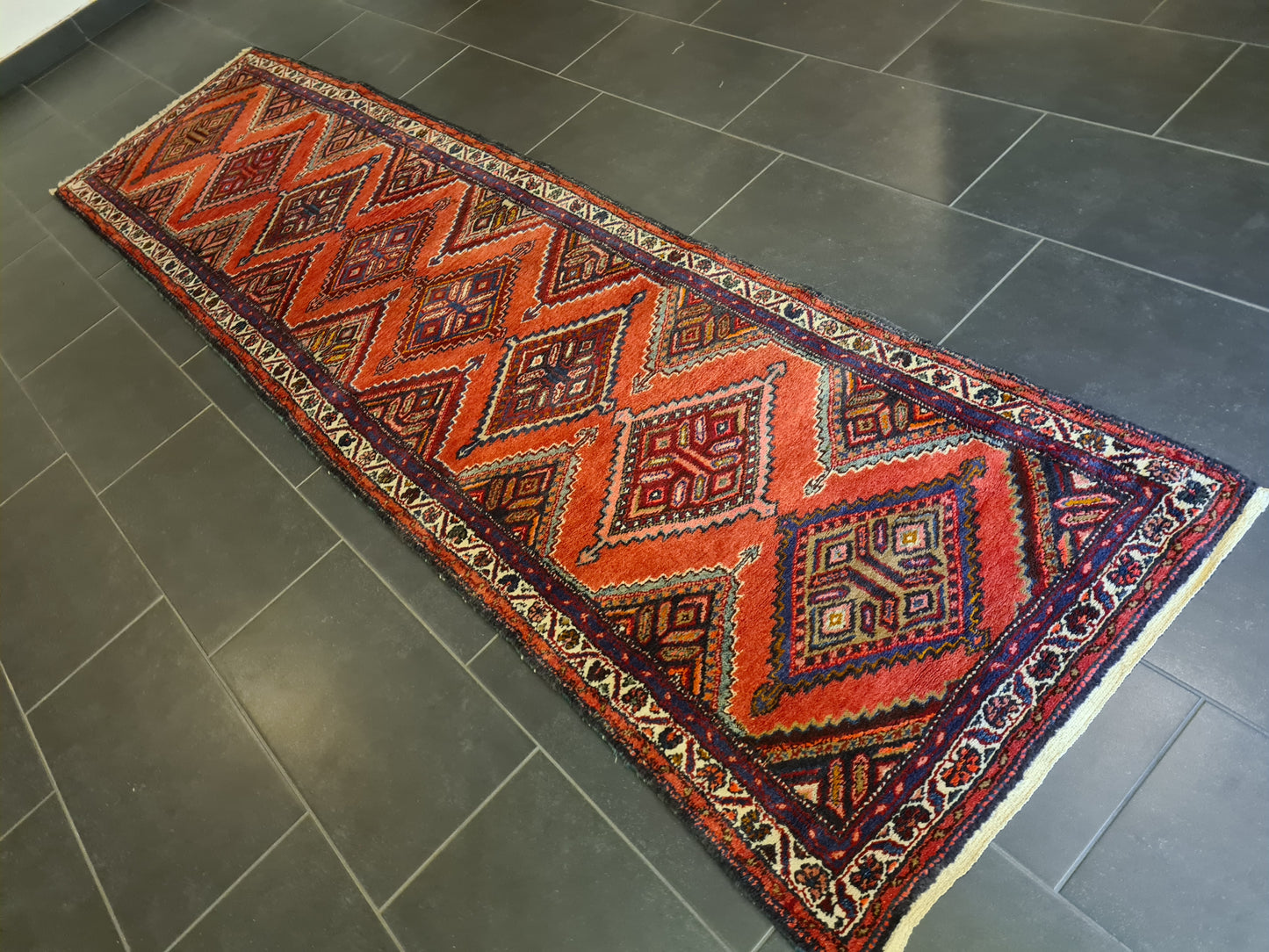 Perserteppich Orientteppich Handgeknüpfter Teppich Malaya Läufer 317x83cm