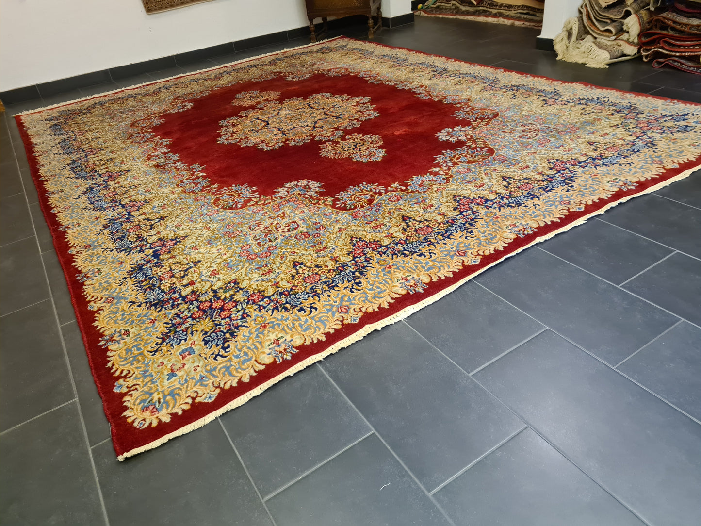 Perserteppich Orientteppich Handgeknüpfter Teppich Kirman Laver fein 380x305cm