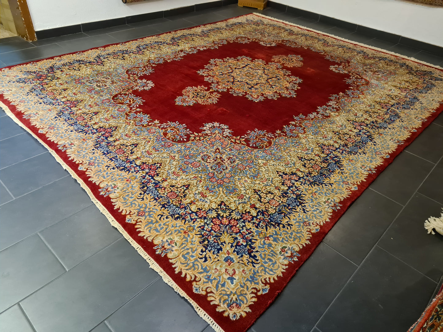 Perserteppich Orientteppich Handgeknüpfter Teppich Kirman Laver fein 380x305cm