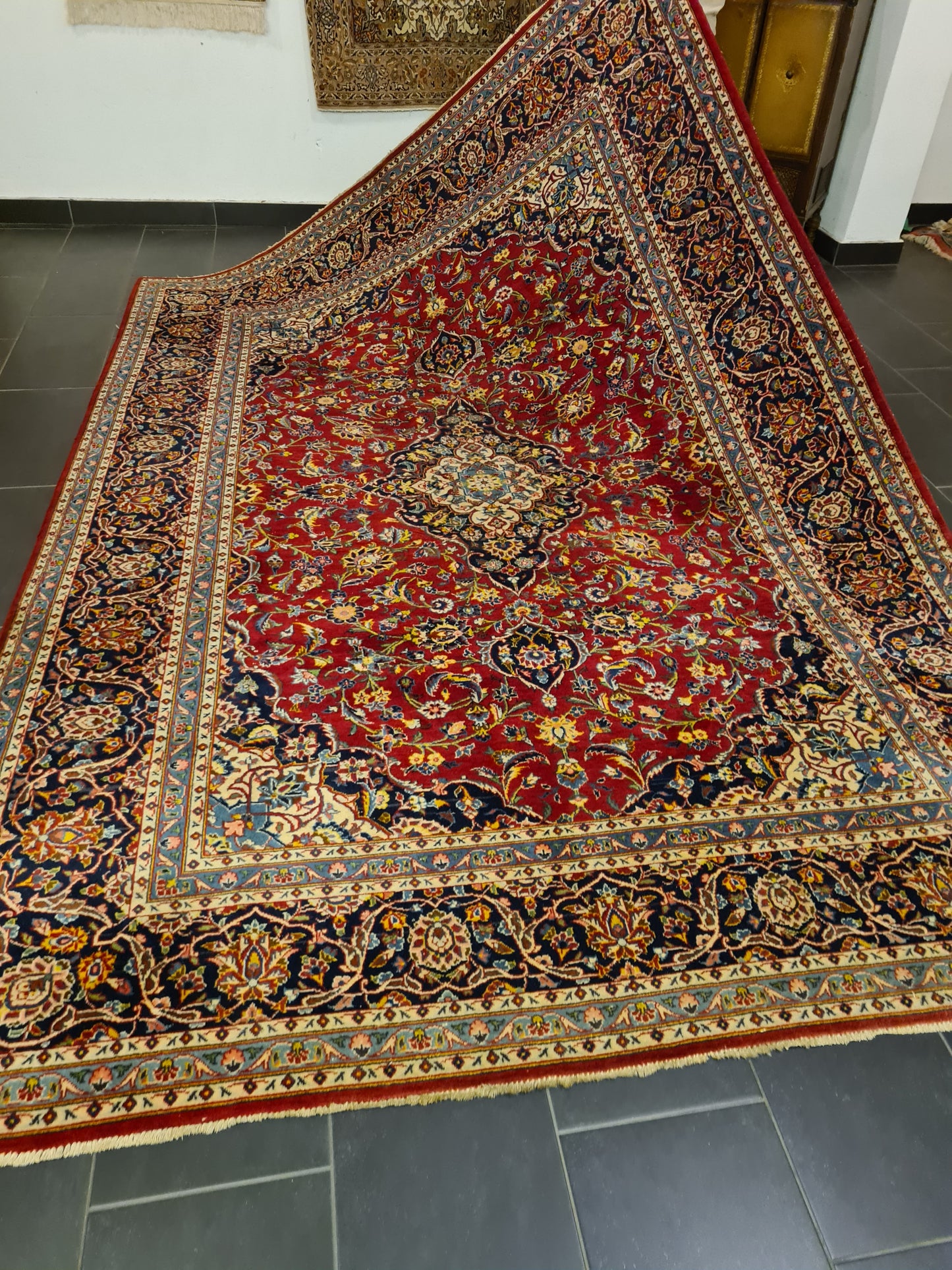 Perserteppich Orientteppich Handgeknüpfter Teppich Keshan Royal 390x300cm