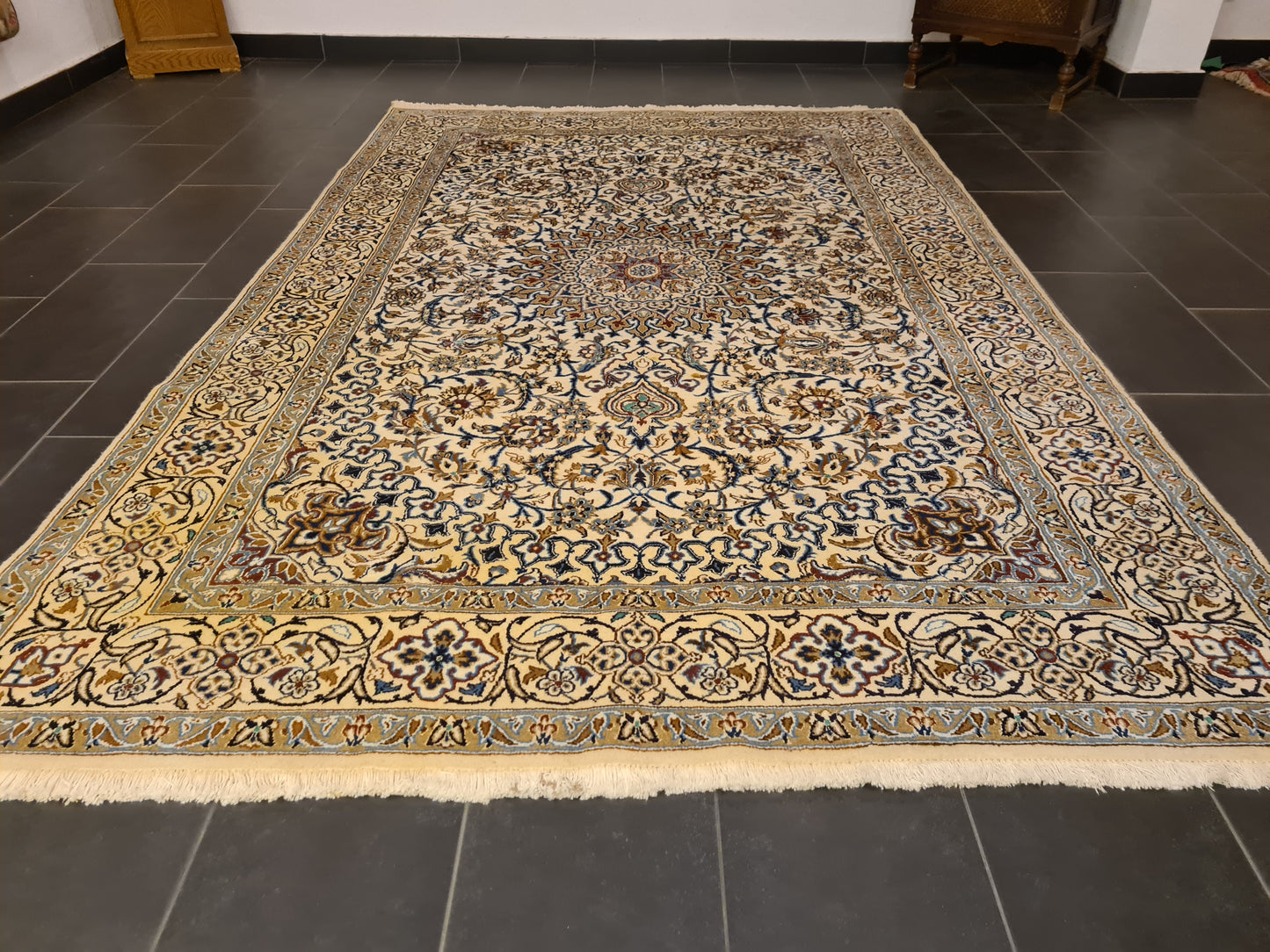 Perserteppich Orientteppich Handgeknüpfter Teppich Nain fein 305x200cm