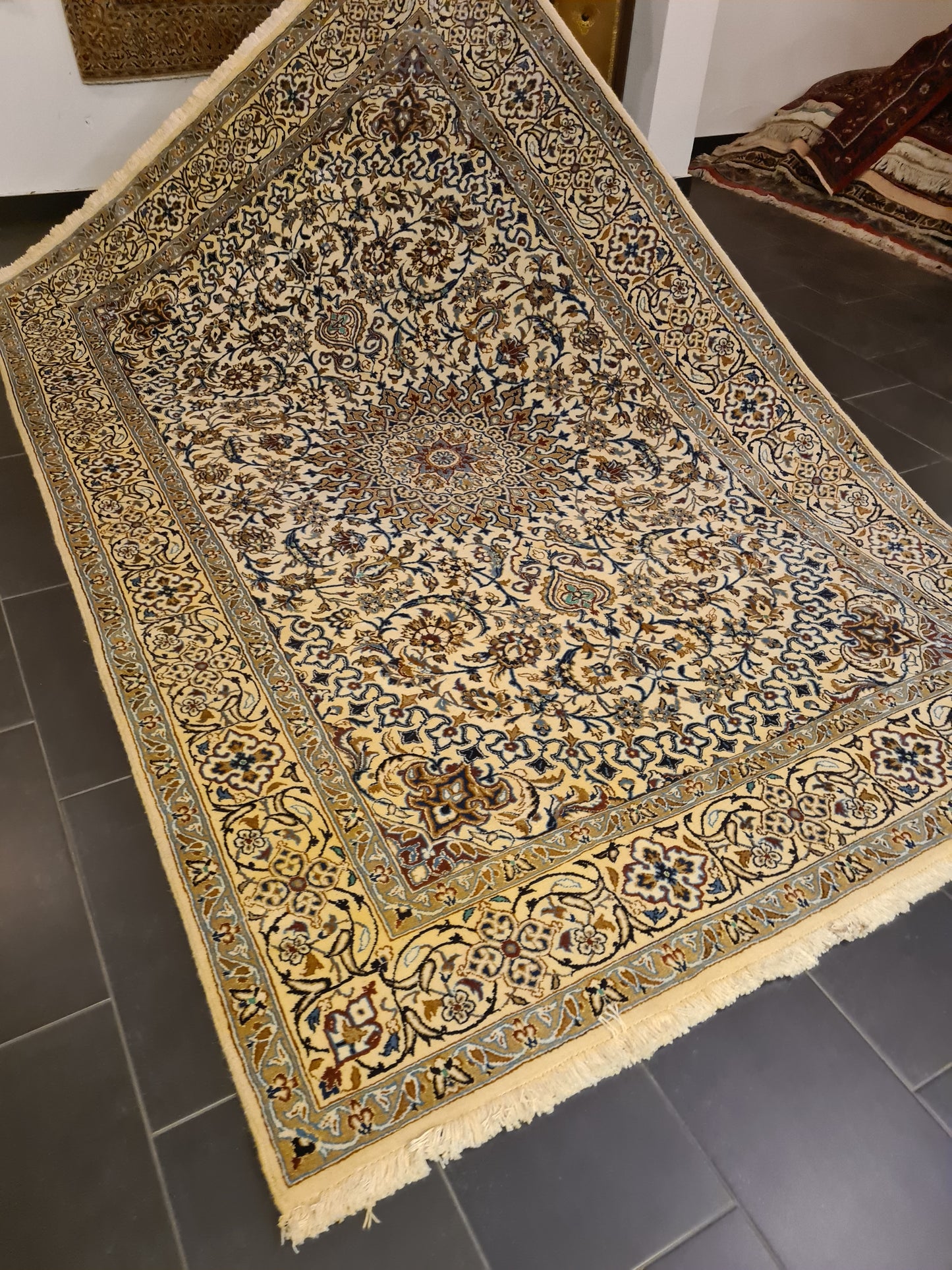 Perserteppich Orientteppich Handgeknüpfter Teppich Nain fein 305x200cm