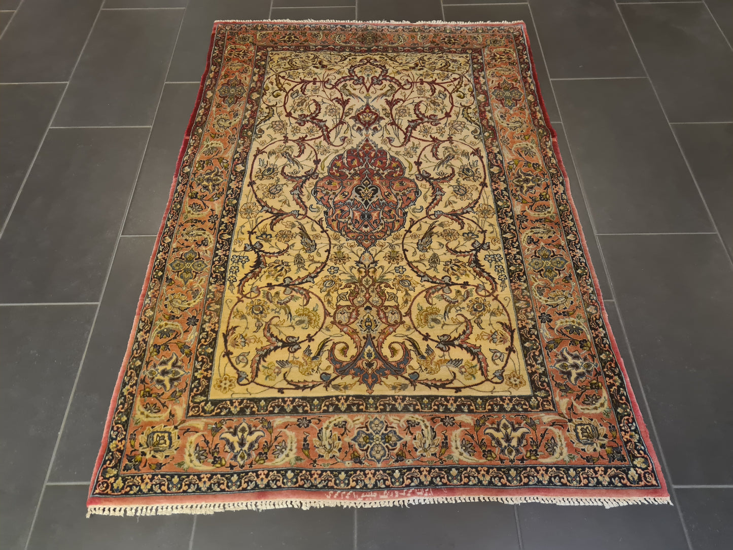 Perserteppich Orientteppich Handgeknüpfter Teppich Isfahan fein 156x110cm