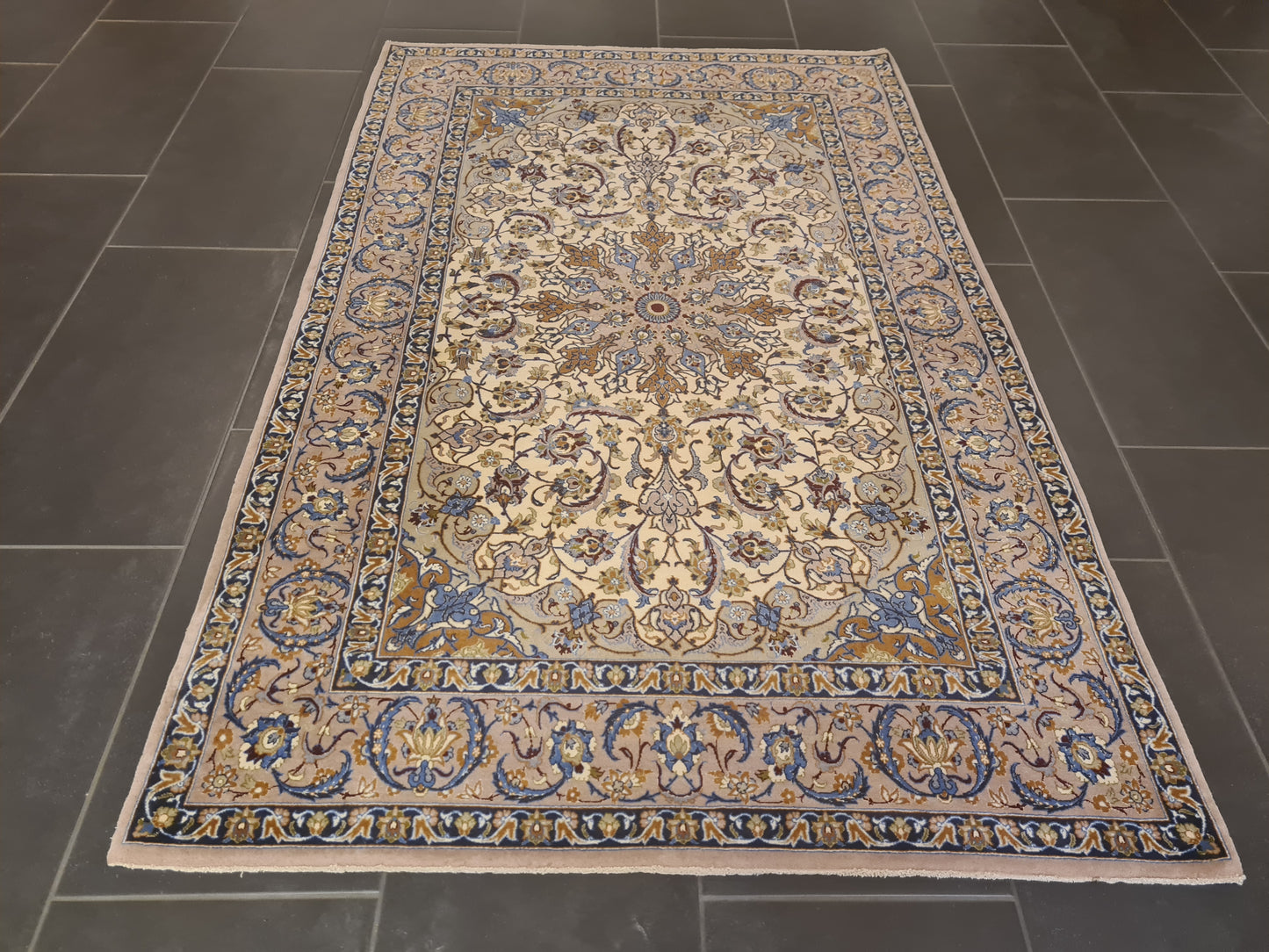 Perserteppich Orientteppich Handgeknüpfter Teppich Isfahan fein 172x109cm