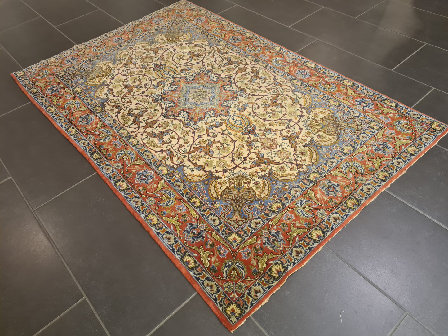 Perserteppich Orientteppich Handgeknüpfter Teppich Isfahan fein 165x109cm