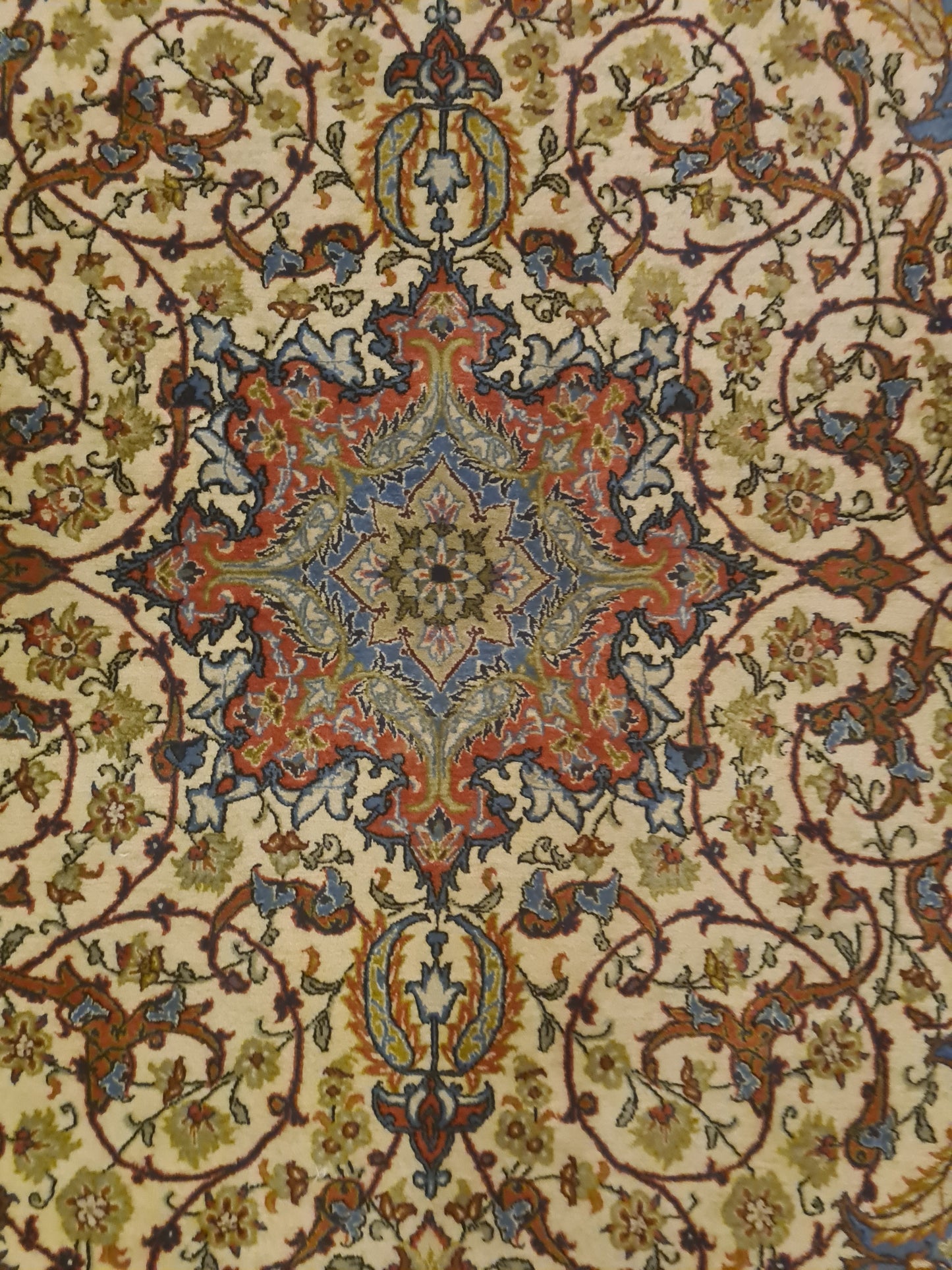 Perserteppich Orientteppich Handgeknüpfter Teppich Isfahan fein 165x109cm