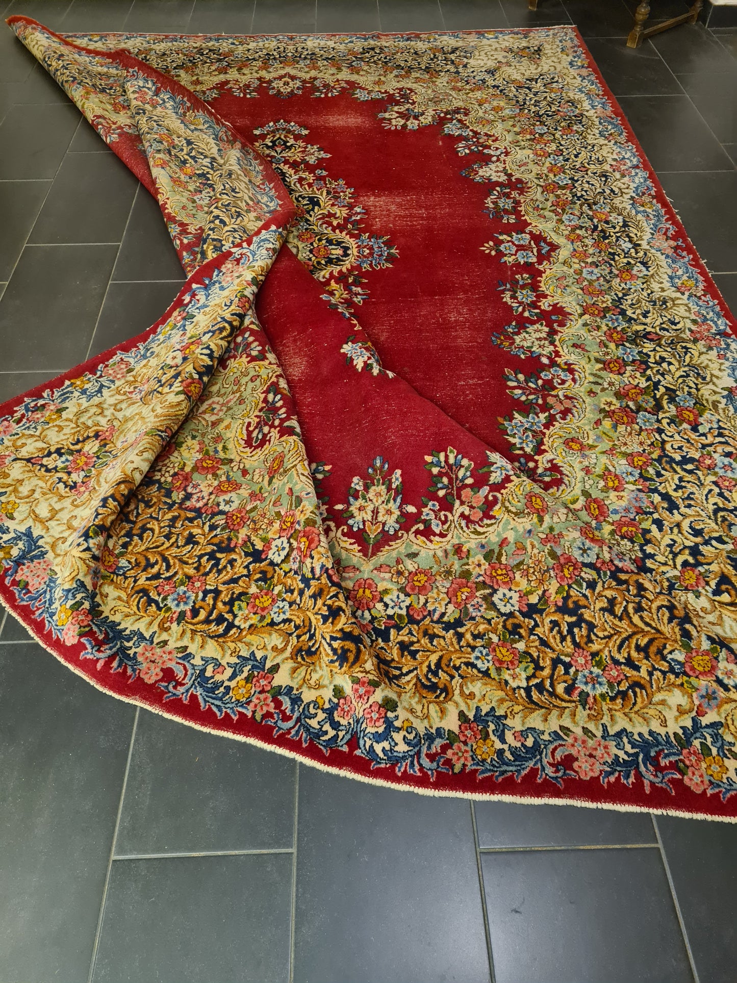 Perserteppich Orientteppich Handgeknüpfter Teppich Laver Kirman 373x267cm