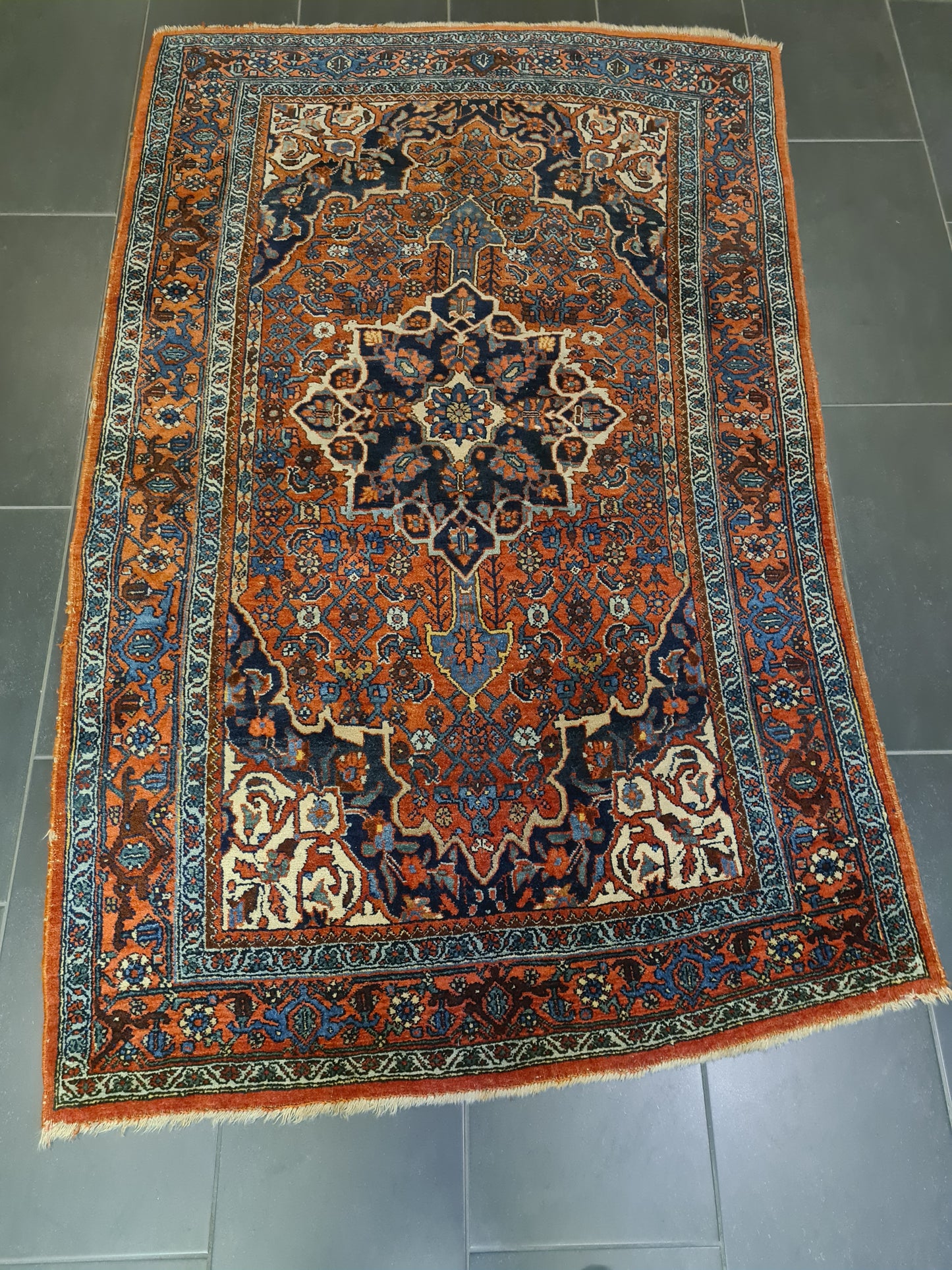 Perserteppich Orientteppich Handgeknüpfter Teppich Bidjar antik 196x119cm