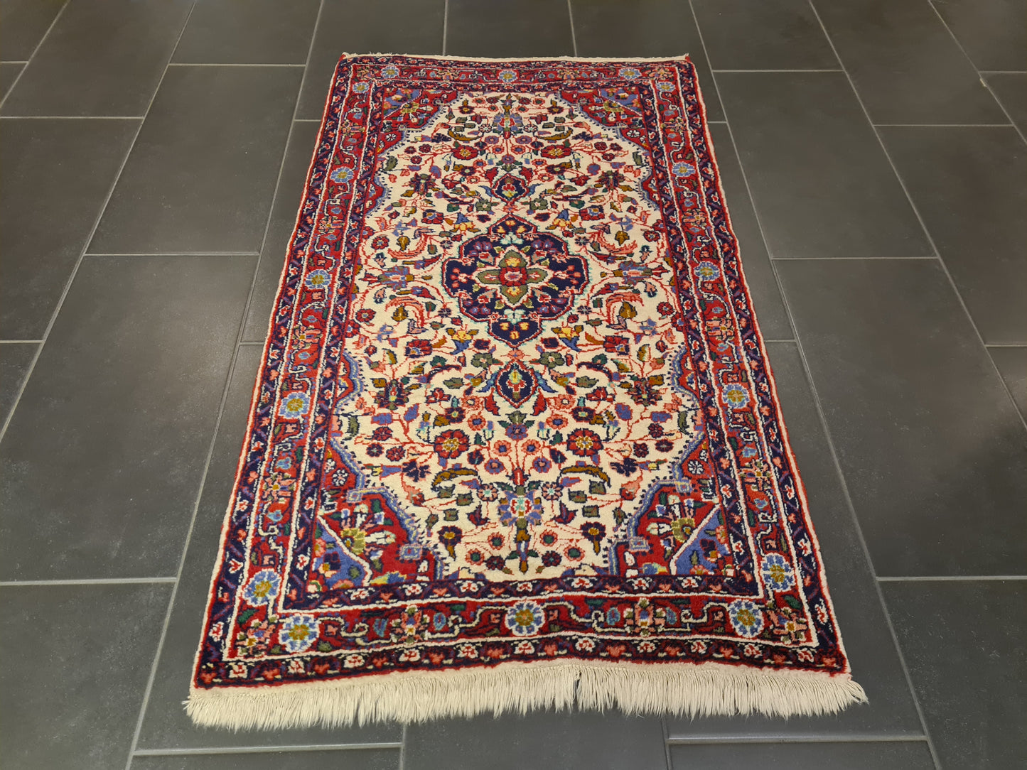 Perserteppich Orientteppich Handgeknüpfter Teppich Blumen Sarough 140x80cm