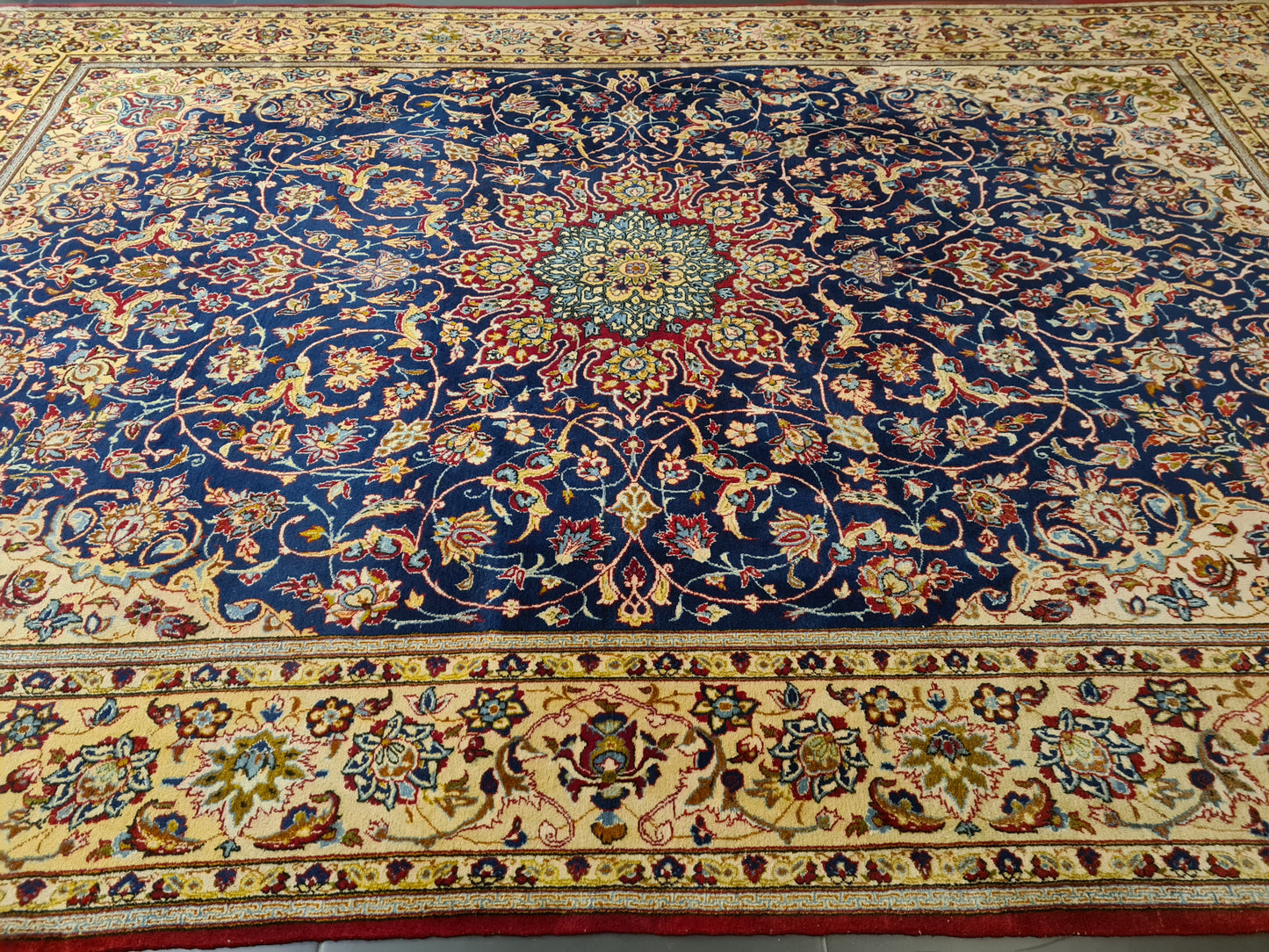 Perserteppich Orientteppich Handgeknüpfter Teppich Keshan Royal 375x260cm