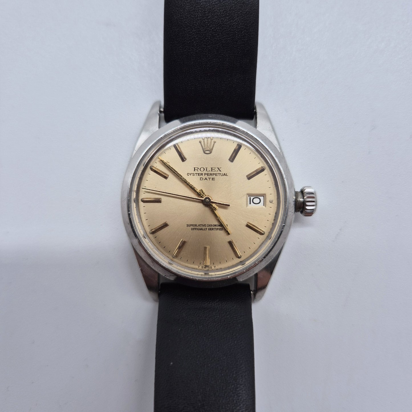 Klassische Rolex Oyster Perpetual Date – Eleganz trifft Präzision