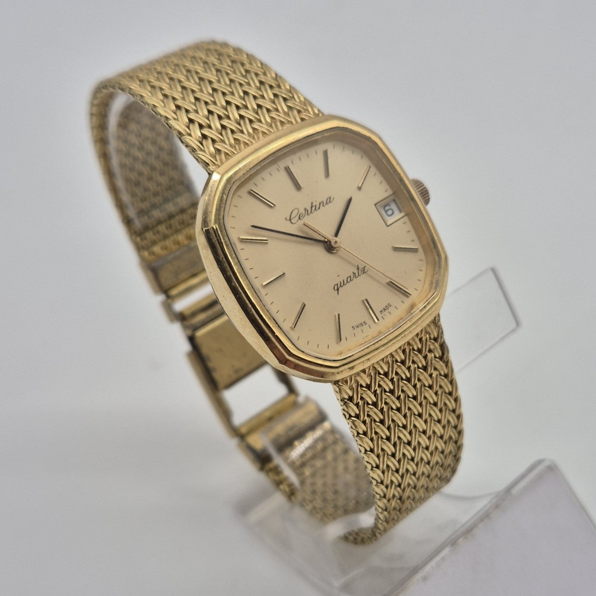 Elegante Certina Damenuhr – Zeitloses Design in Gold