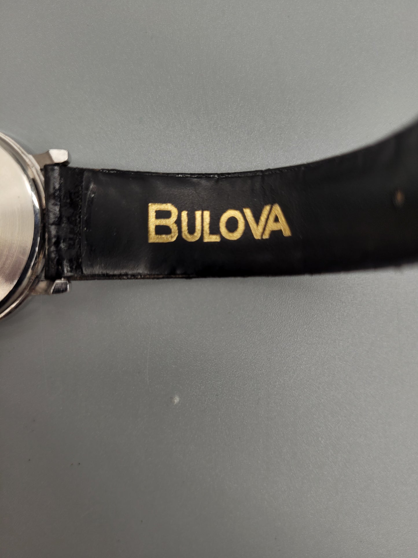 Armbanduhr Bulova Swiss Made Edelstahl Echtleder