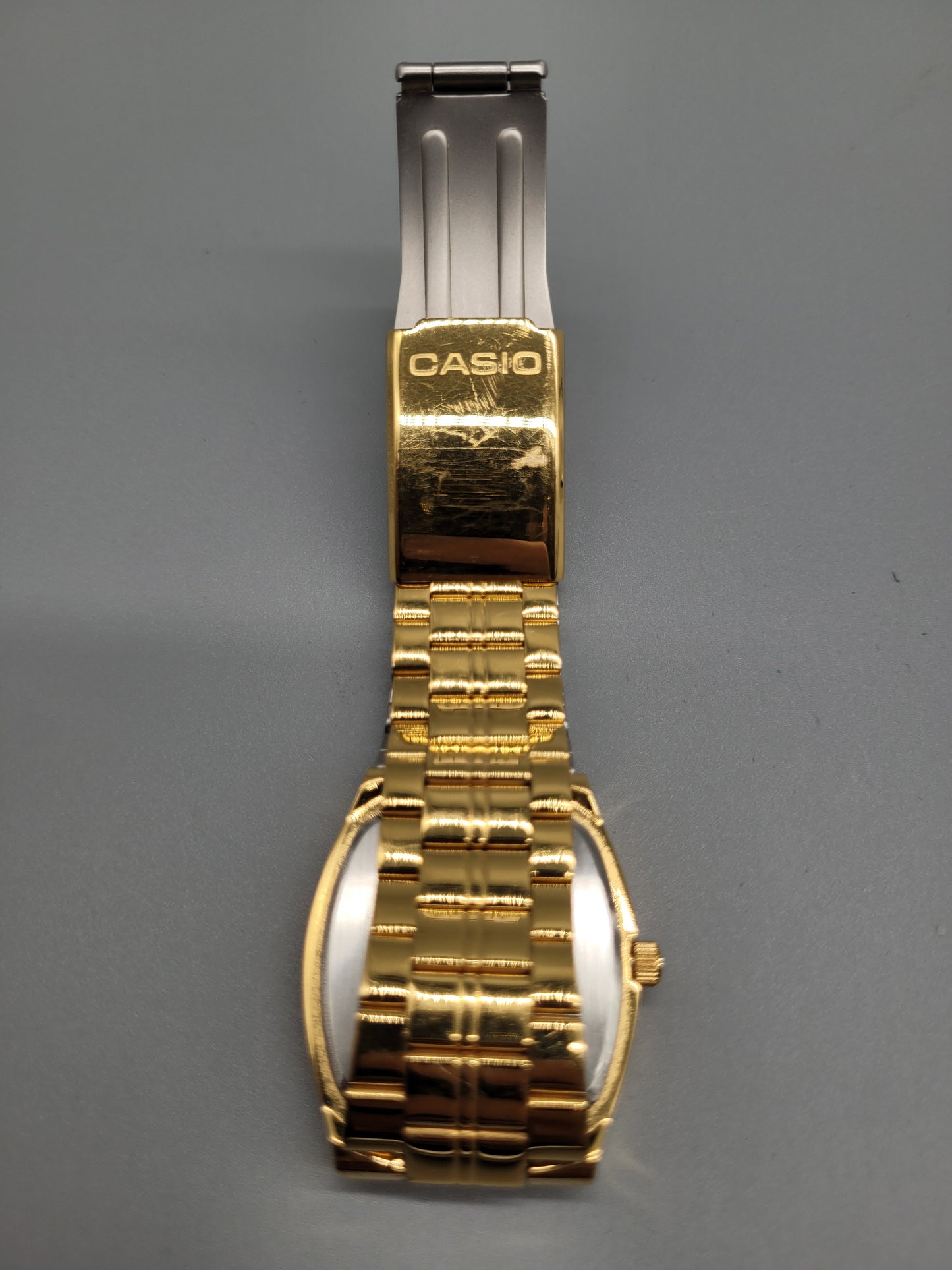 Armbanduhr Casio Quartz 1330 MTP-1169