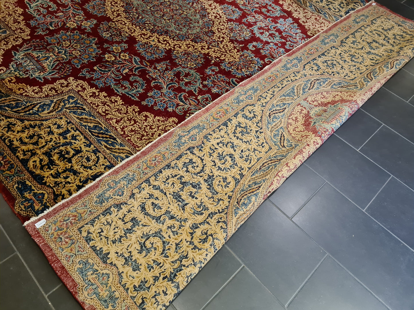 Perserteppich Orientteppich Handgeknüpfter Teppich Laver Kirman 377x300cm