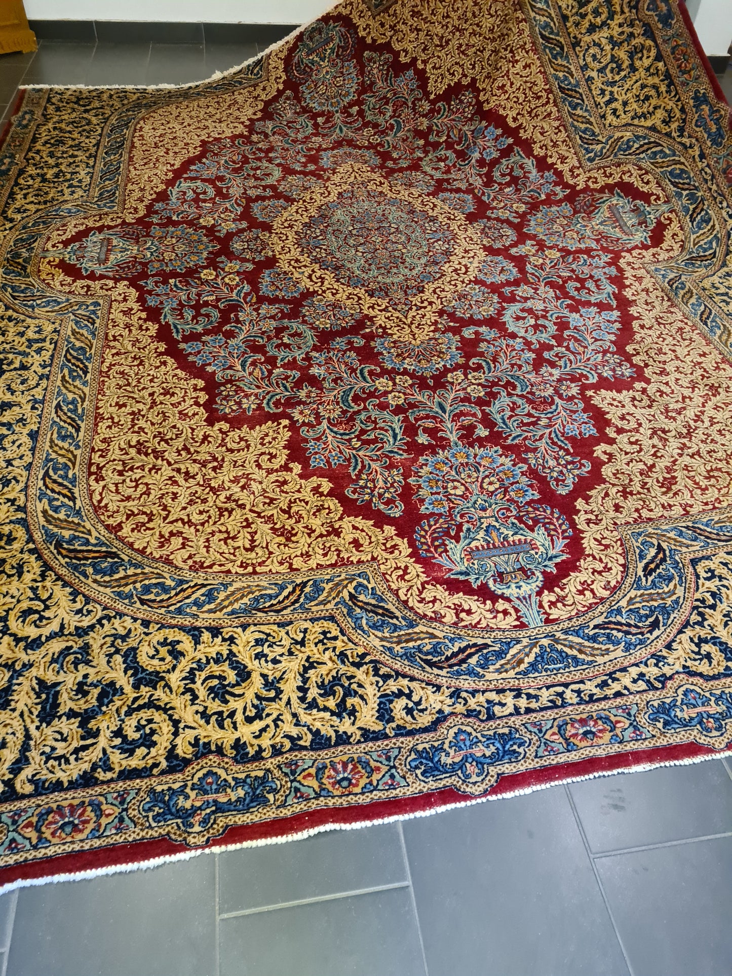 Perserteppich Orientteppich Handgeknüpfter Teppich Laver Kirman 377x300cm