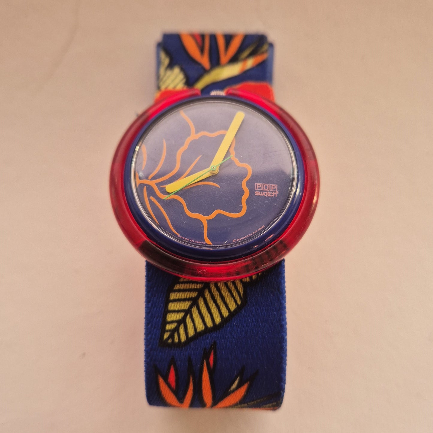 Pop-Art Swatch Armbanduhr – Auffälliges Design für Kunstliebhaber