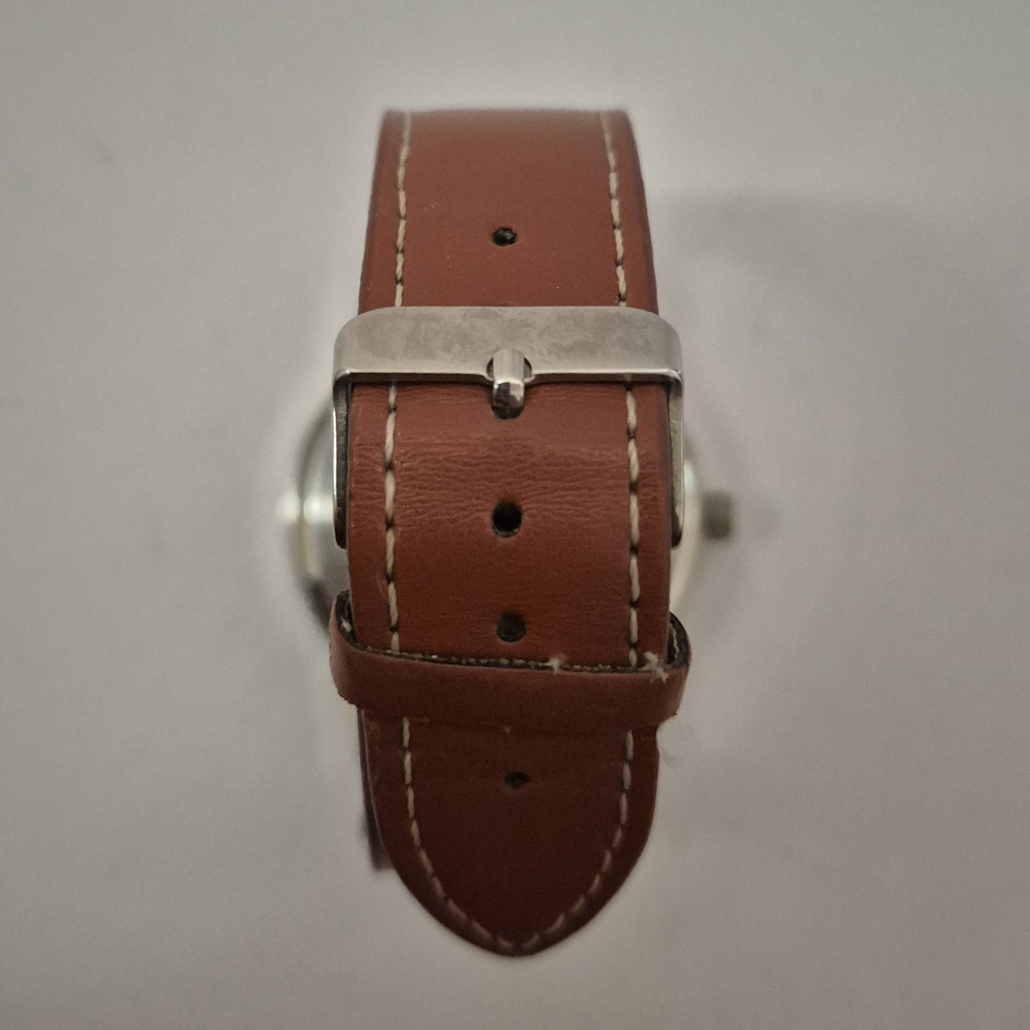 Klassische Navox Herrenarmbanduhr im Pilotenstil