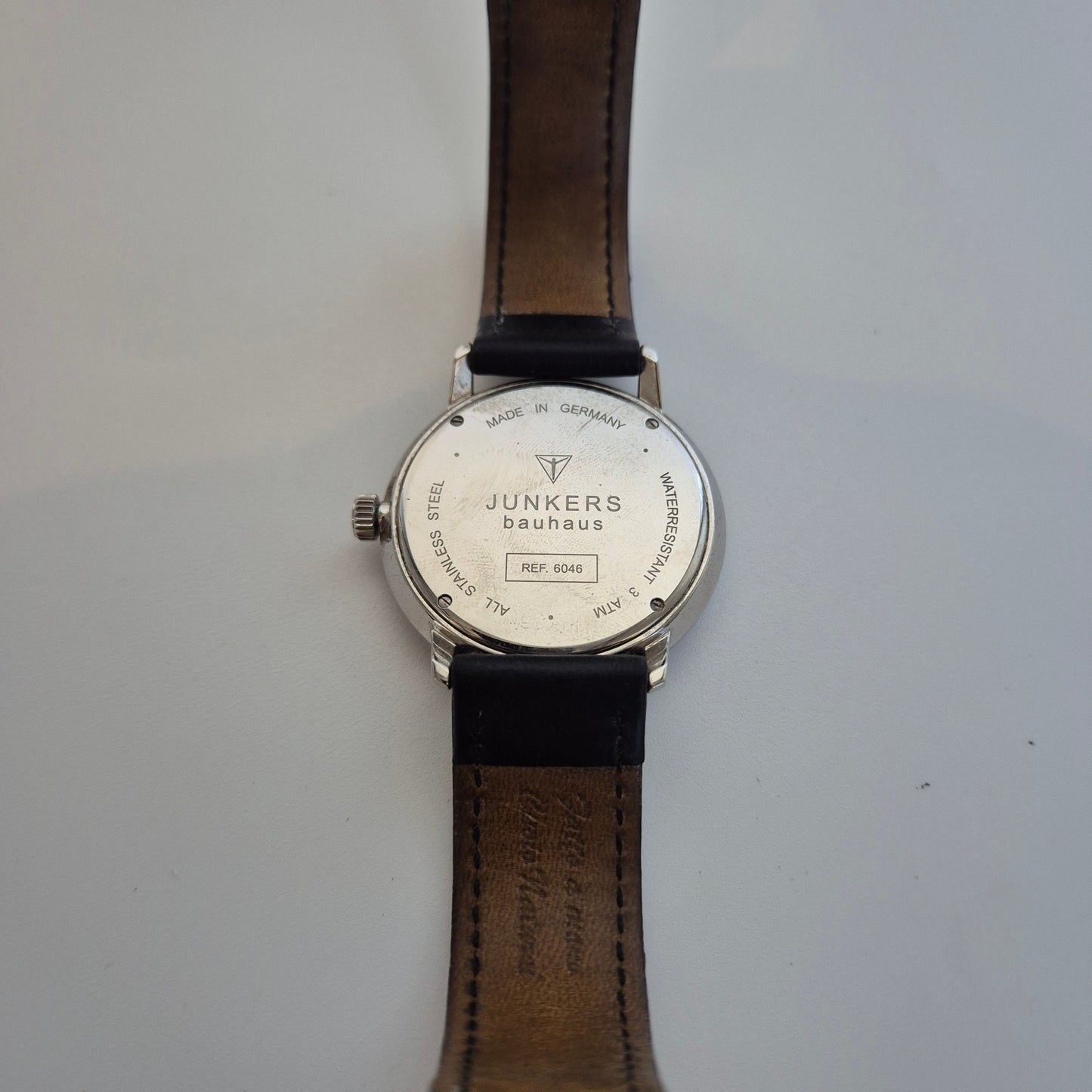 Klassische Junkers Bauhaus Herrenarmbanduhr – Eleganz im zeitlosen Design