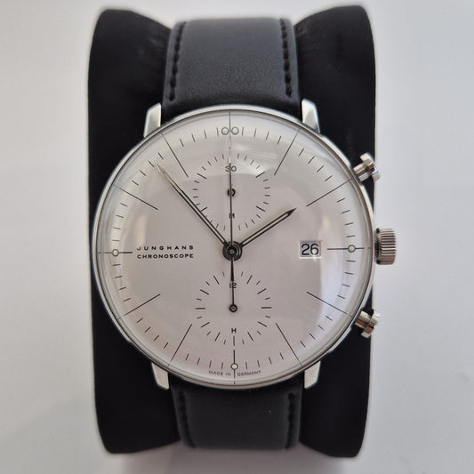 Elegante Junghans Chronoscope – Minimalistisches Design aus Deutschland