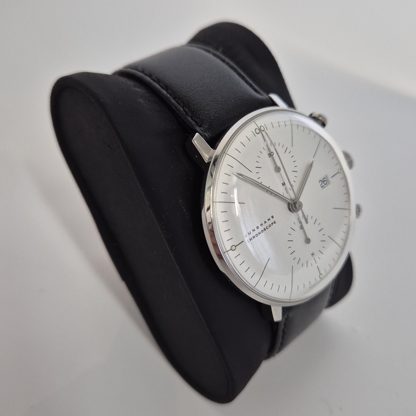 Elegante Junghans Chronoscope – Minimalistisches Design aus Deutschland