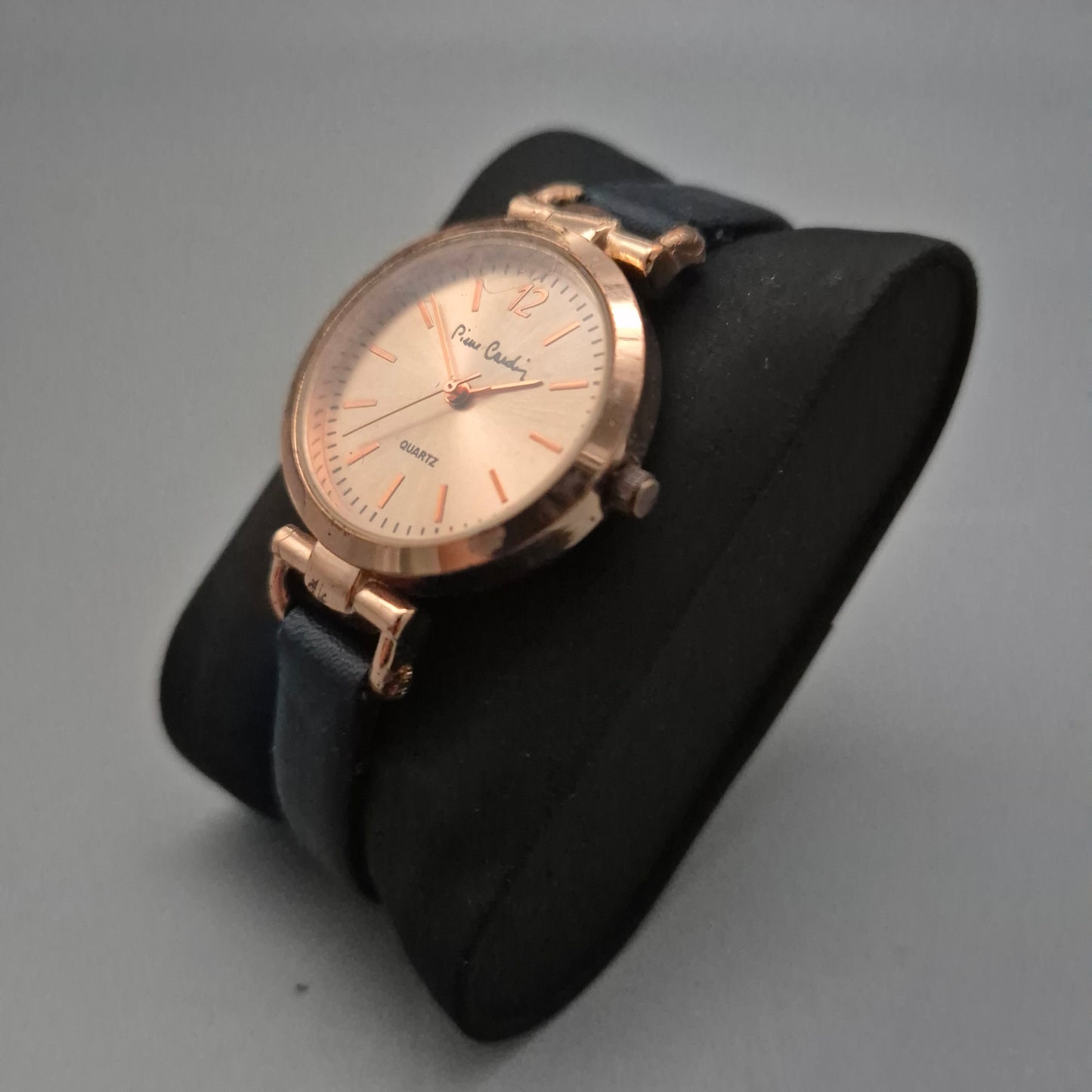 Elegante Pierre Cardin Damenarmbanduhr – Roségoldenes Highlight für Stilbewusste