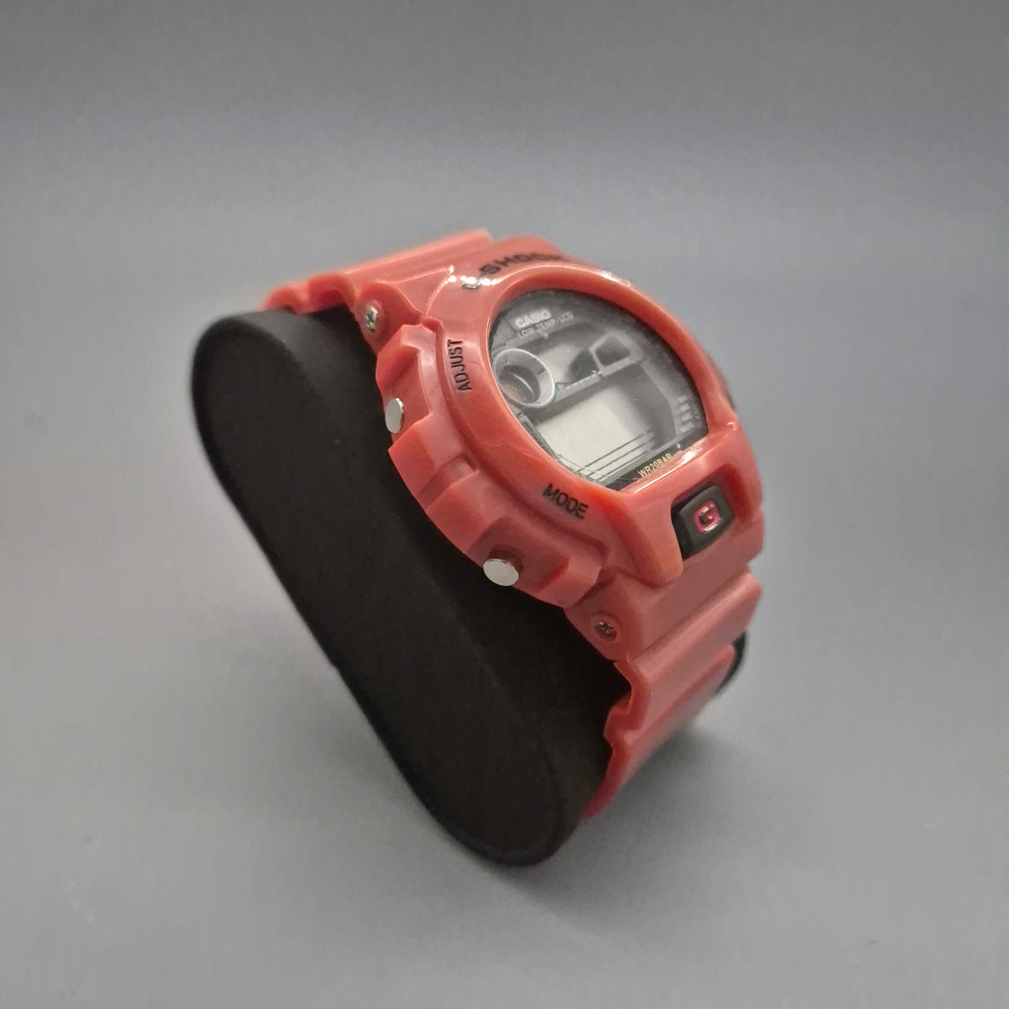 Robuste Casio G-Shock Herrenarmbanduhr – Kultige Sportuhr in Rot