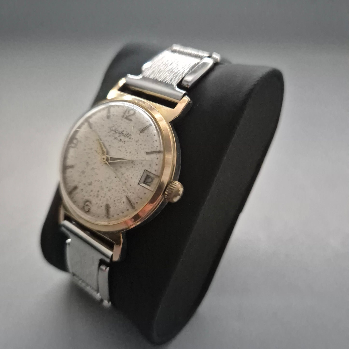 Elegante Glashütte Herrenarmbanduhr – Klassisches Design mit Vintage-Charme