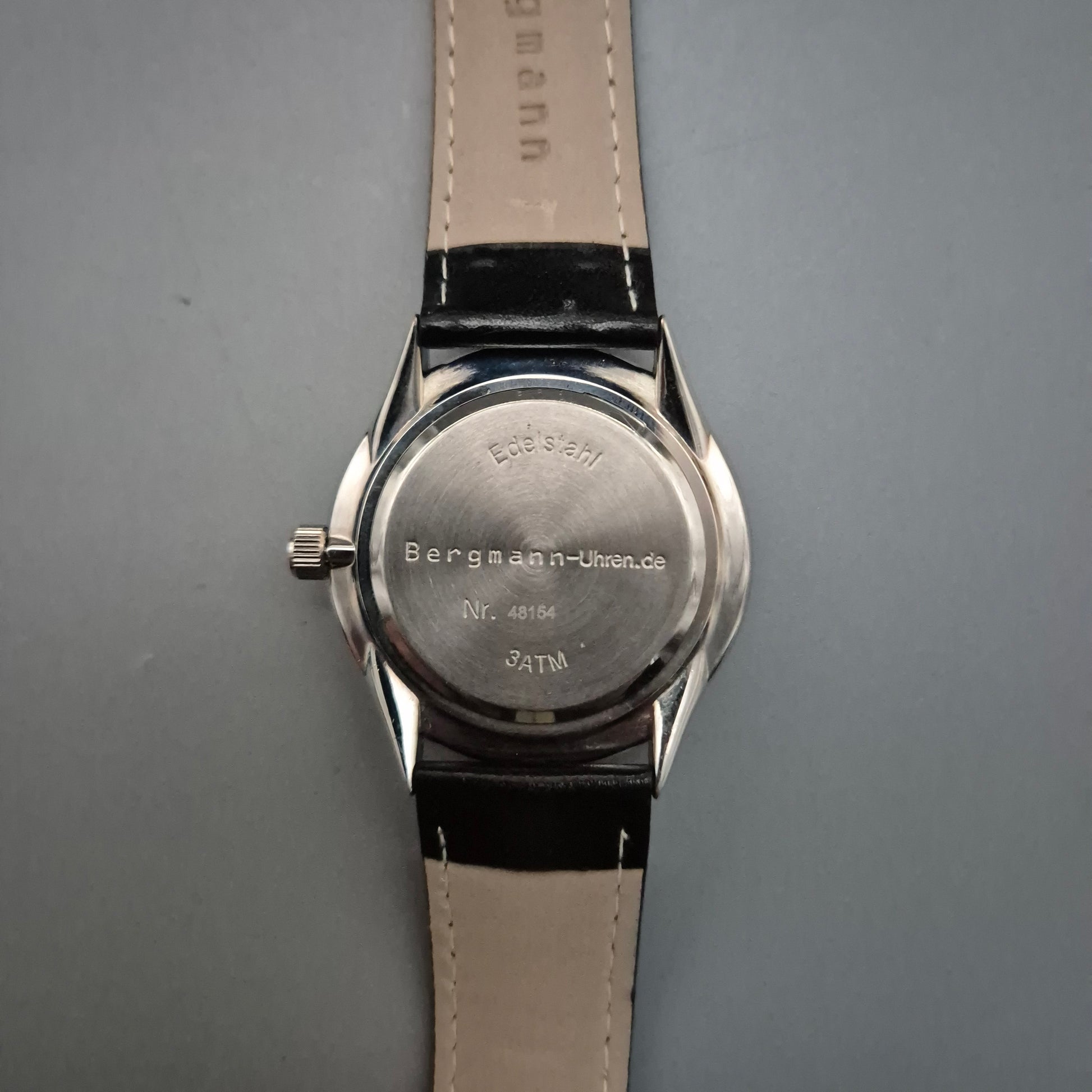 Bergmann 1957 Herrenarmbanduhr – Eleganz und Funktion in perfekter