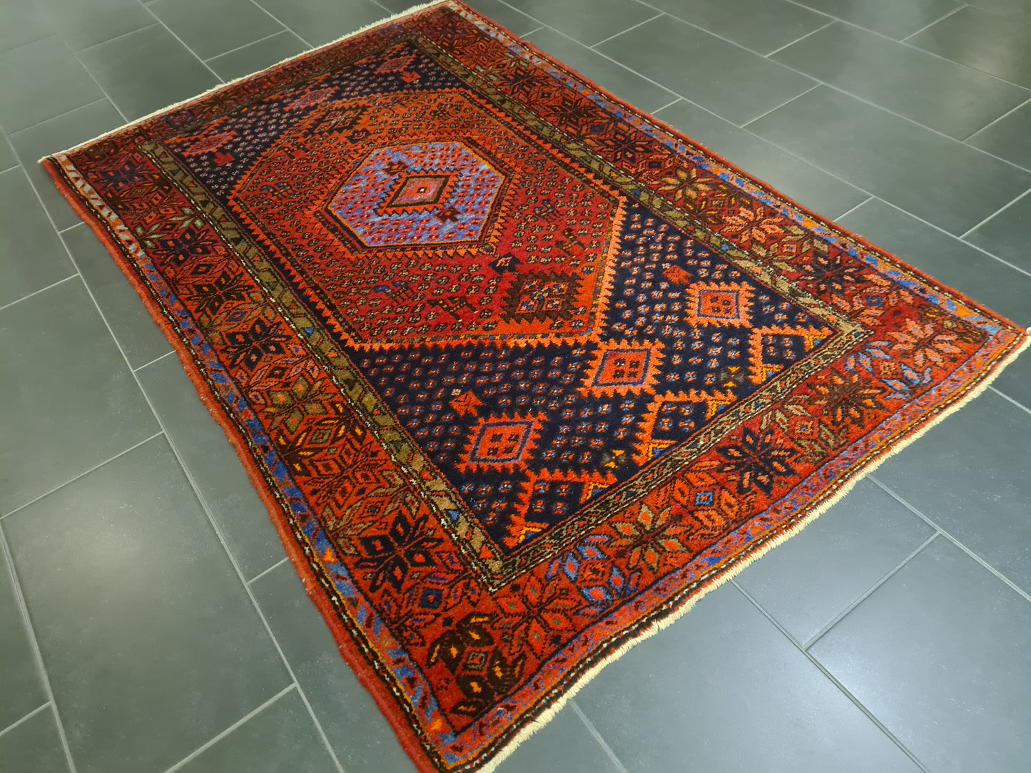 Perserteppich Orientteppich Handgeknüpfter Teppich Malaya antik 206x130cm