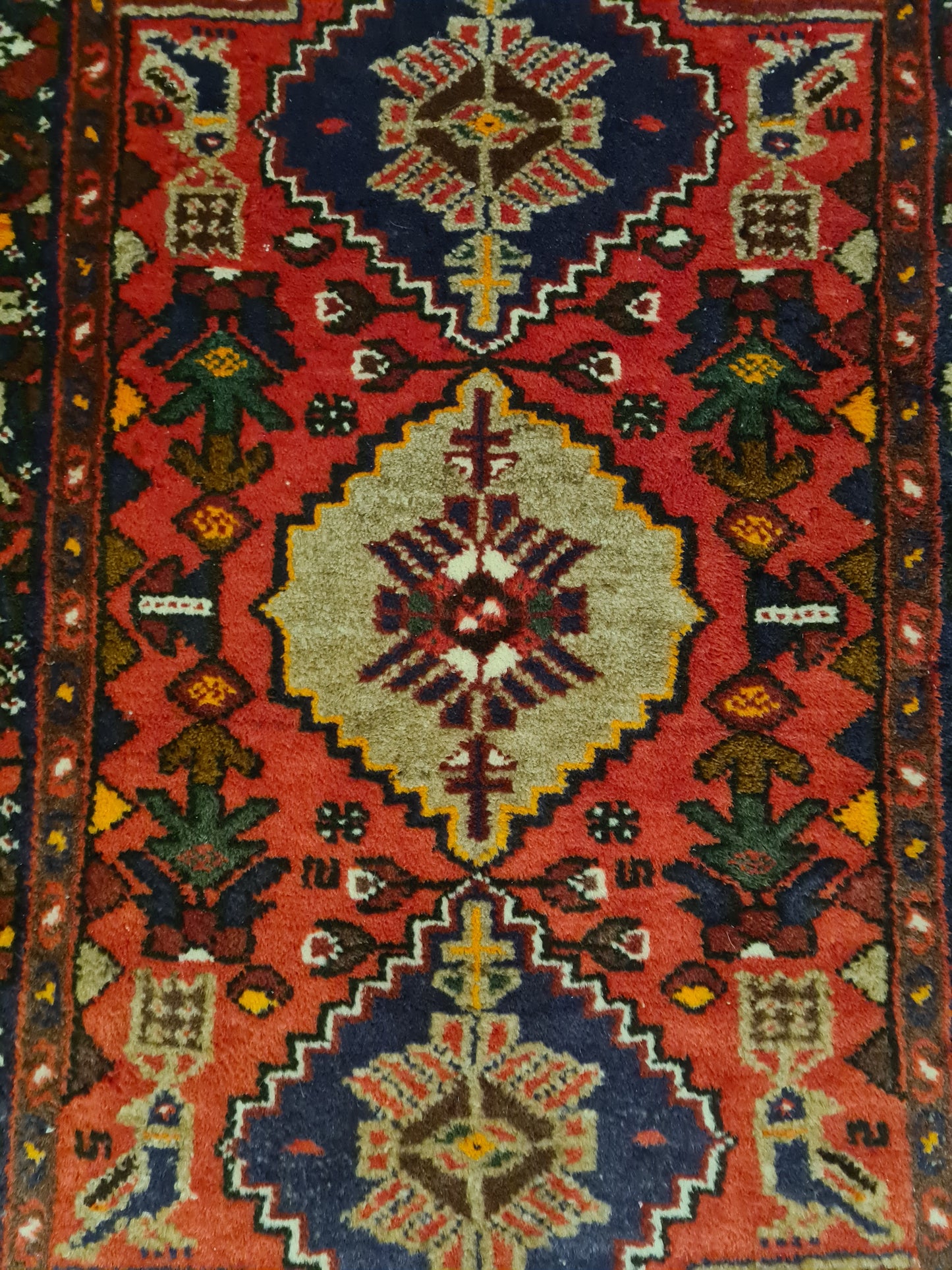 Perserteppich Orientteppich Handgeknüpfter Teppich Malaya antik 127x77cm