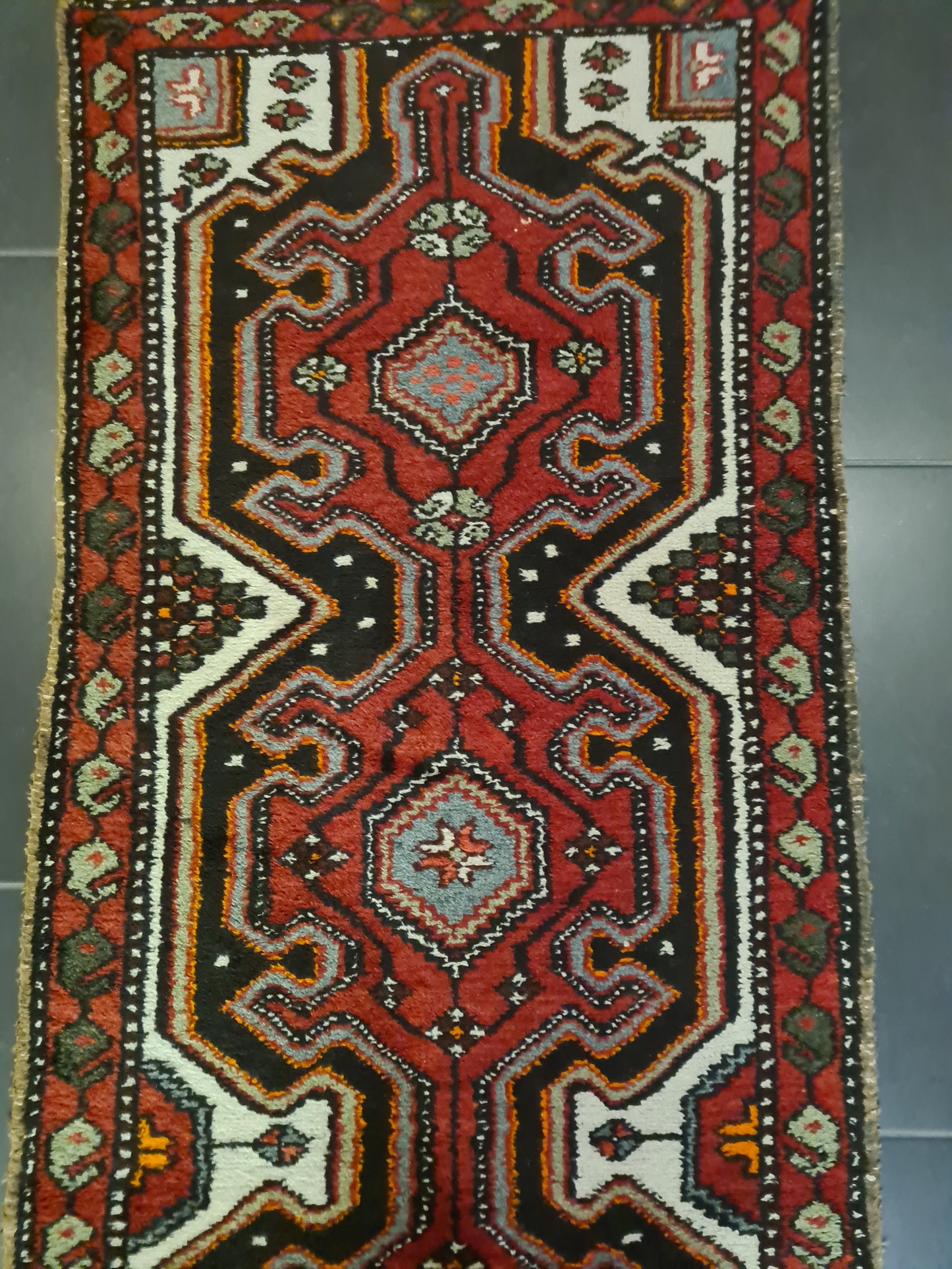 Perserteppich Orientteppich Handgeknüpfter Teppich Malaya antik 282x76cm